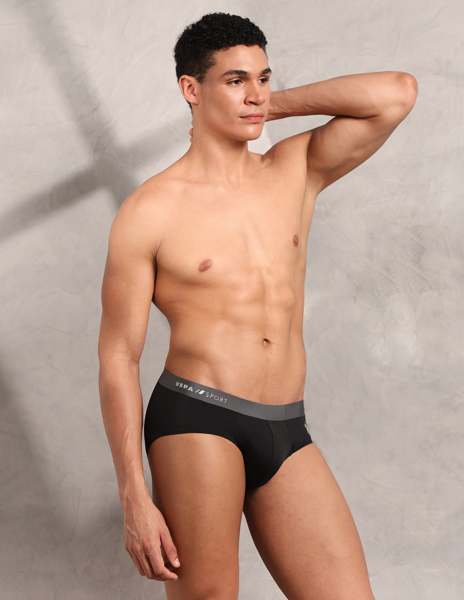 Seamless Sports RB003 Mesh Brief Black - U.S. Polo Assn. India | Large