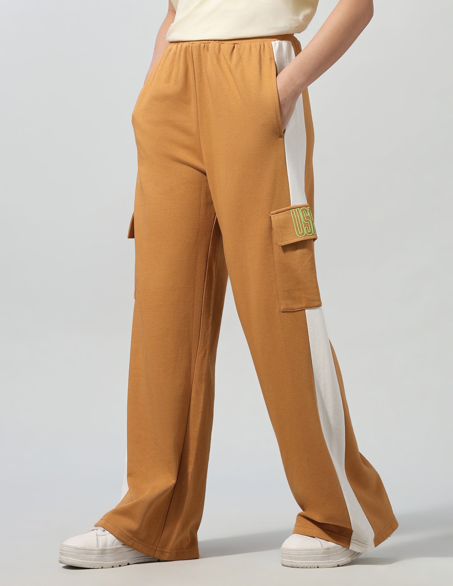 Solid Wide Leg Cargo Trousers Light Brown - U.S. Polo Assn. India | Large
