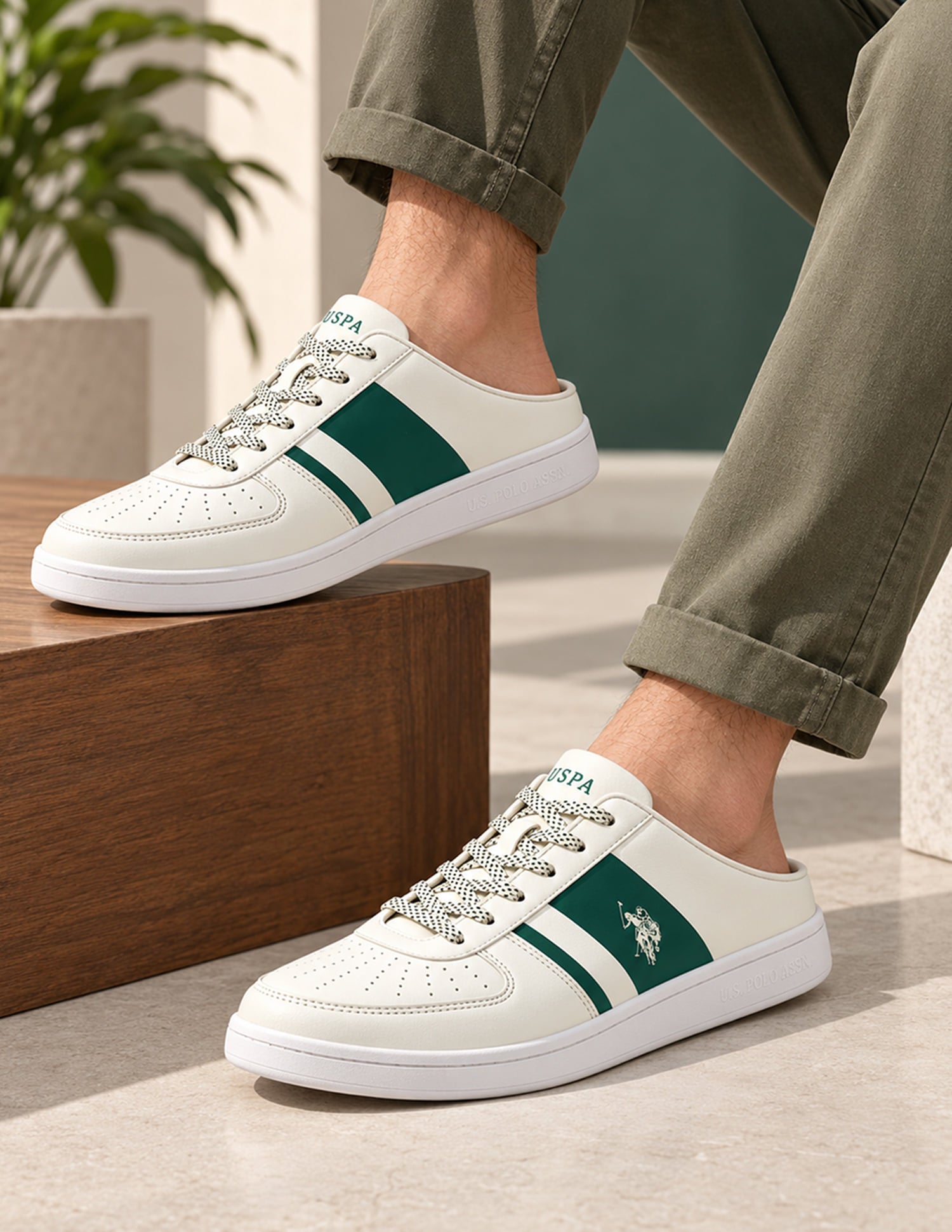 Camon 2.0 Low Top Sneakers Off White - U.S. Polo Assn. India | Large