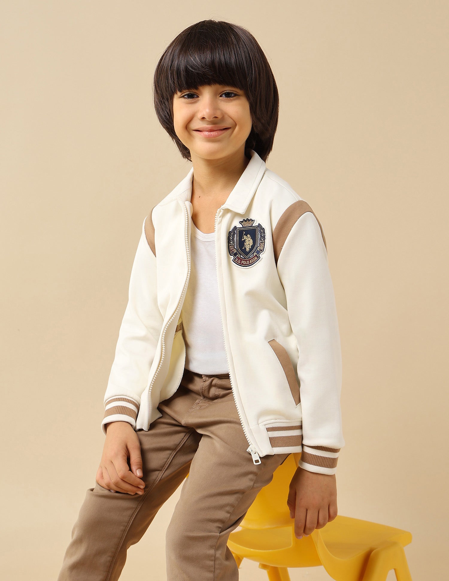 Boys Solid Regular Fit Sweatshirt