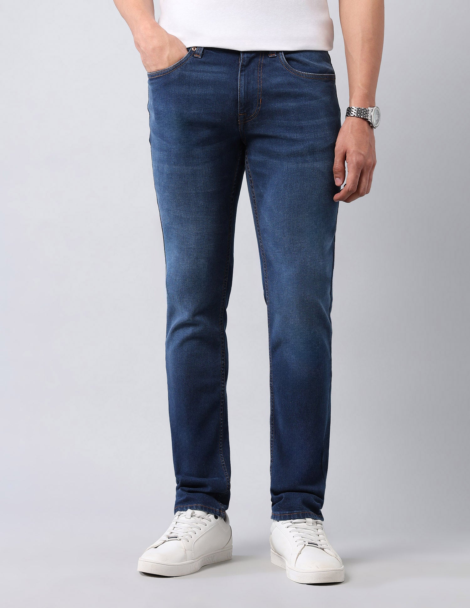Brandon Slim Tapered Fit Blue Jeans