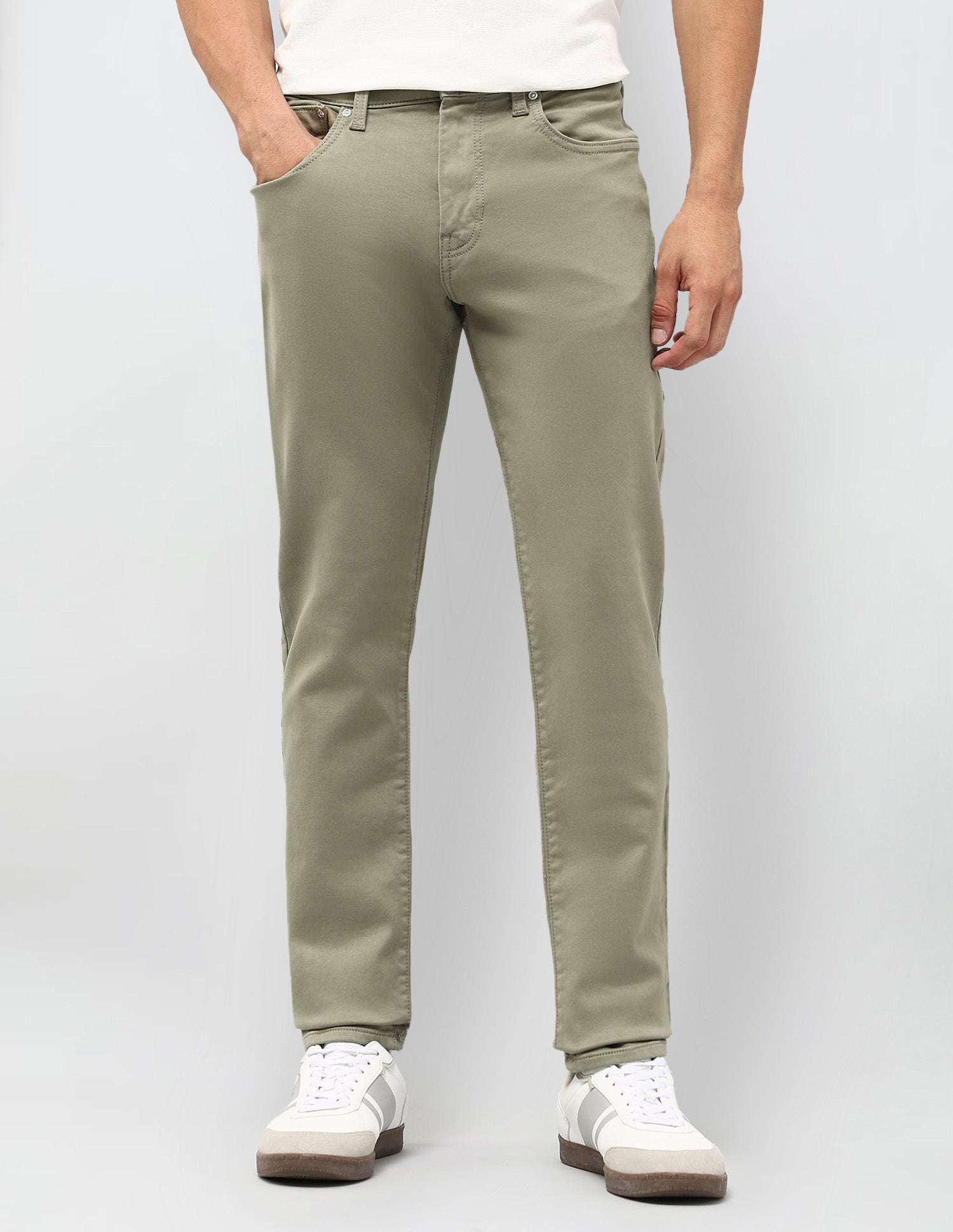 Brandon Slim Tapered Fit Color Denim Jeans