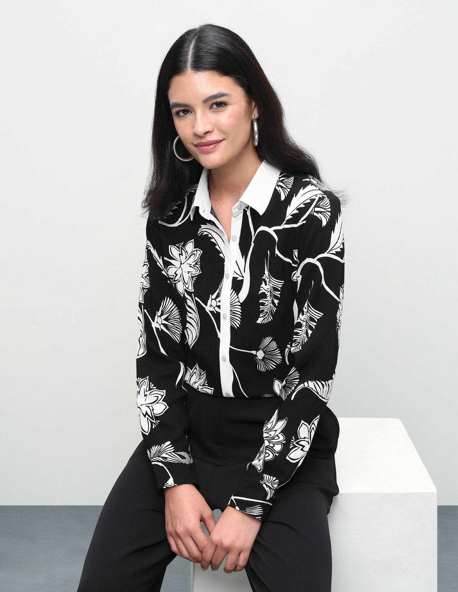 Floral Printed Regular Fit Shirt Black - U.S. Polo Assn. India | Large