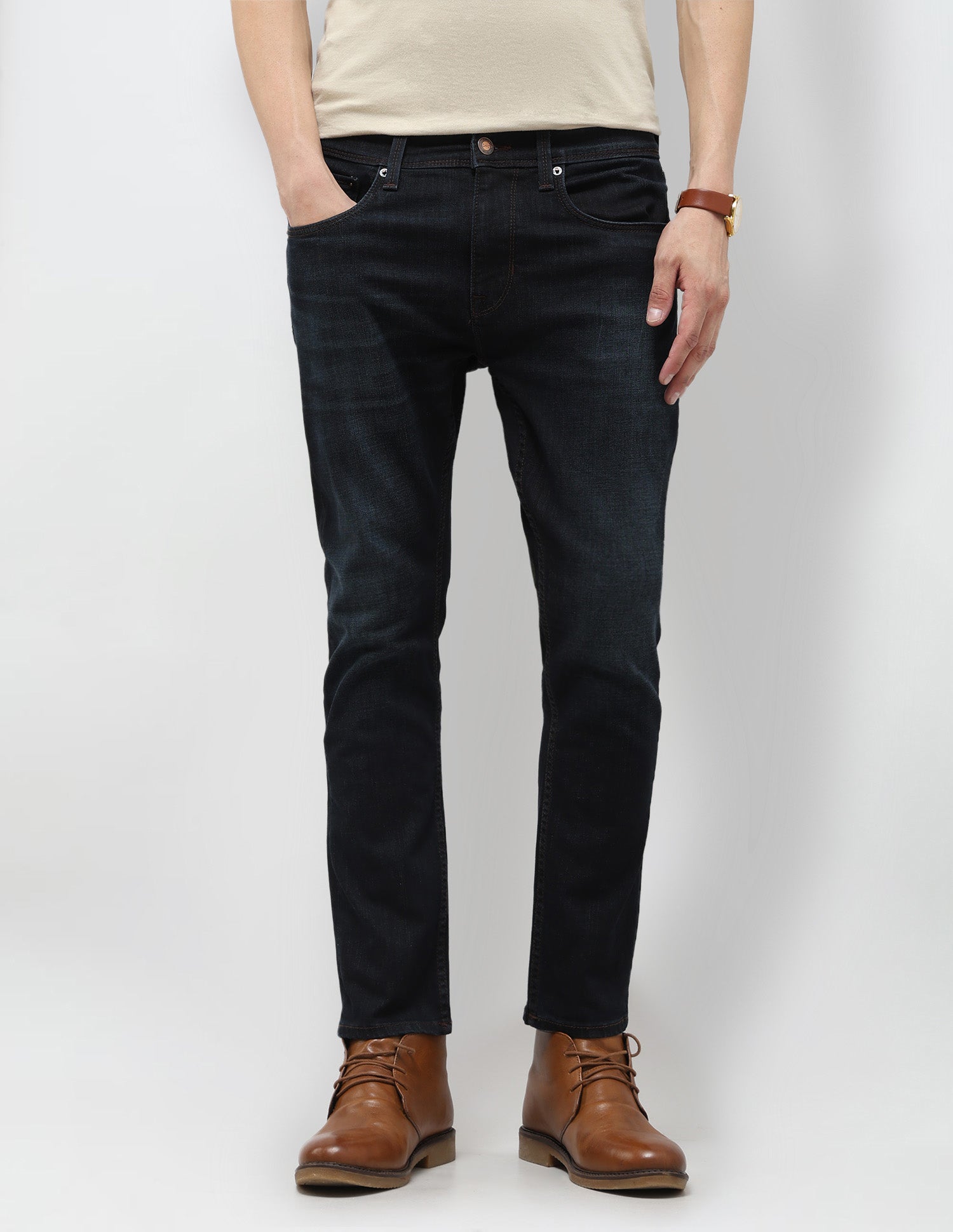 Henry Tapered Fit Blue Jeans