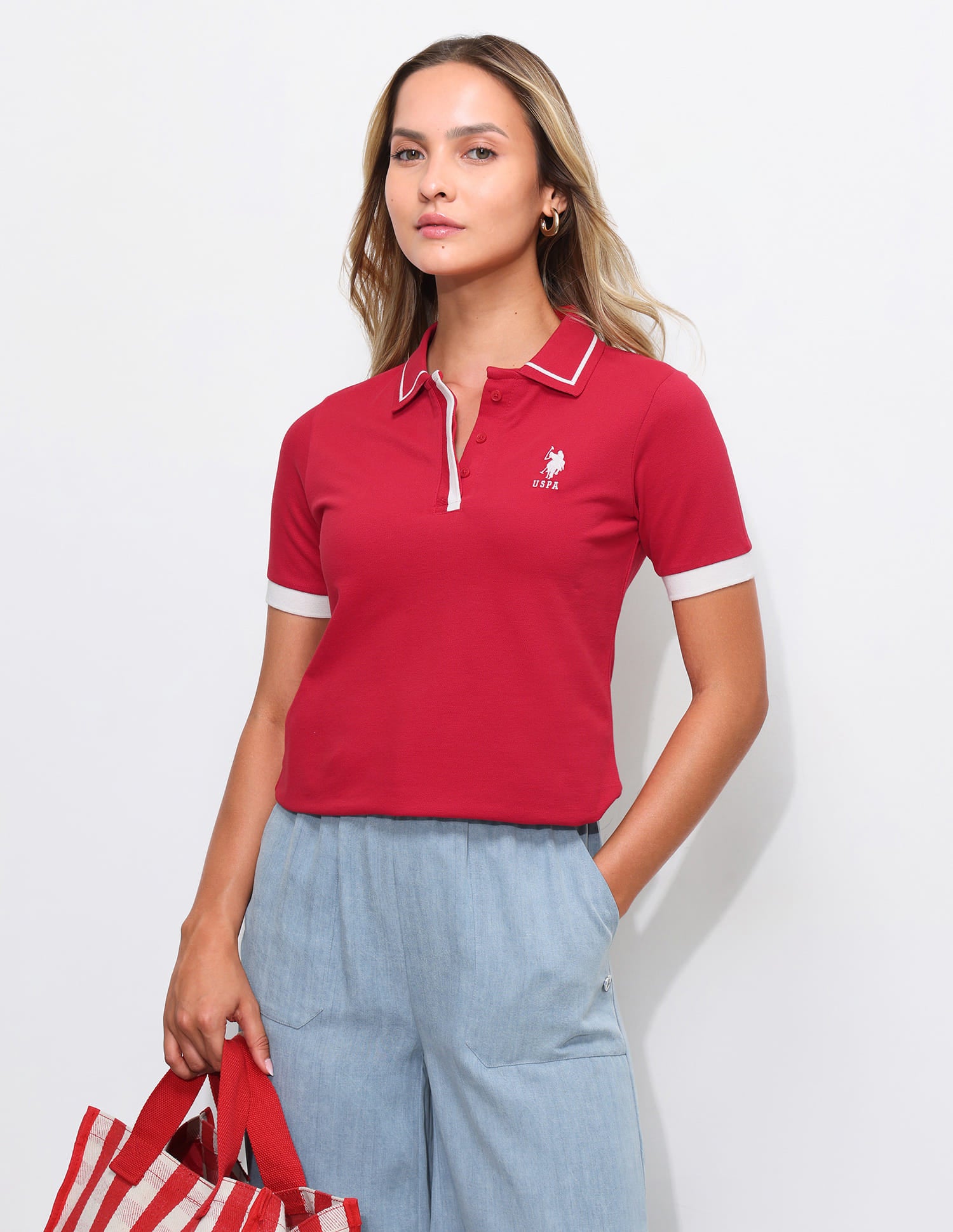 Solid Regular Fit Tipped collar Polo shirt