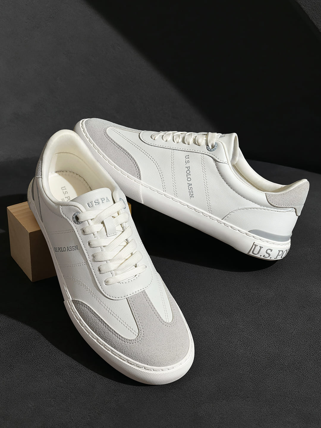 Men Colourblocked Gian 4.0 Sneakers Off White - U.S. Polo Assn. India | Large