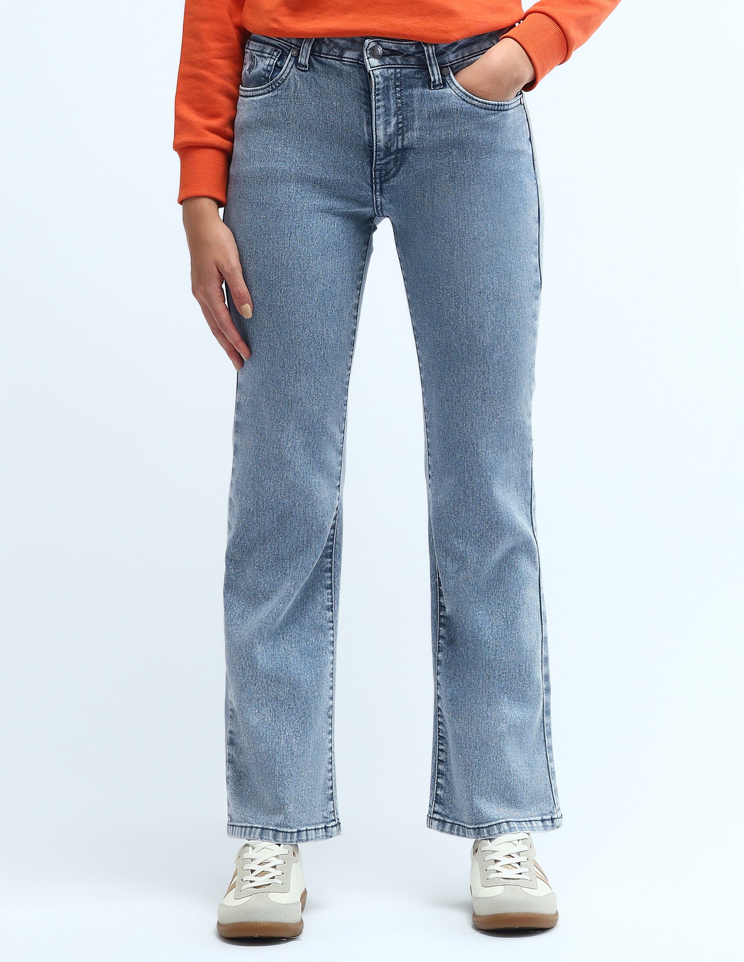 Mid Rise Regular Bootcut Jeans