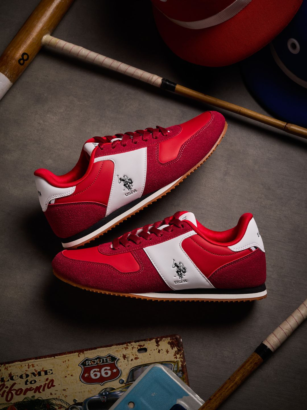 Men Enco Sneakers