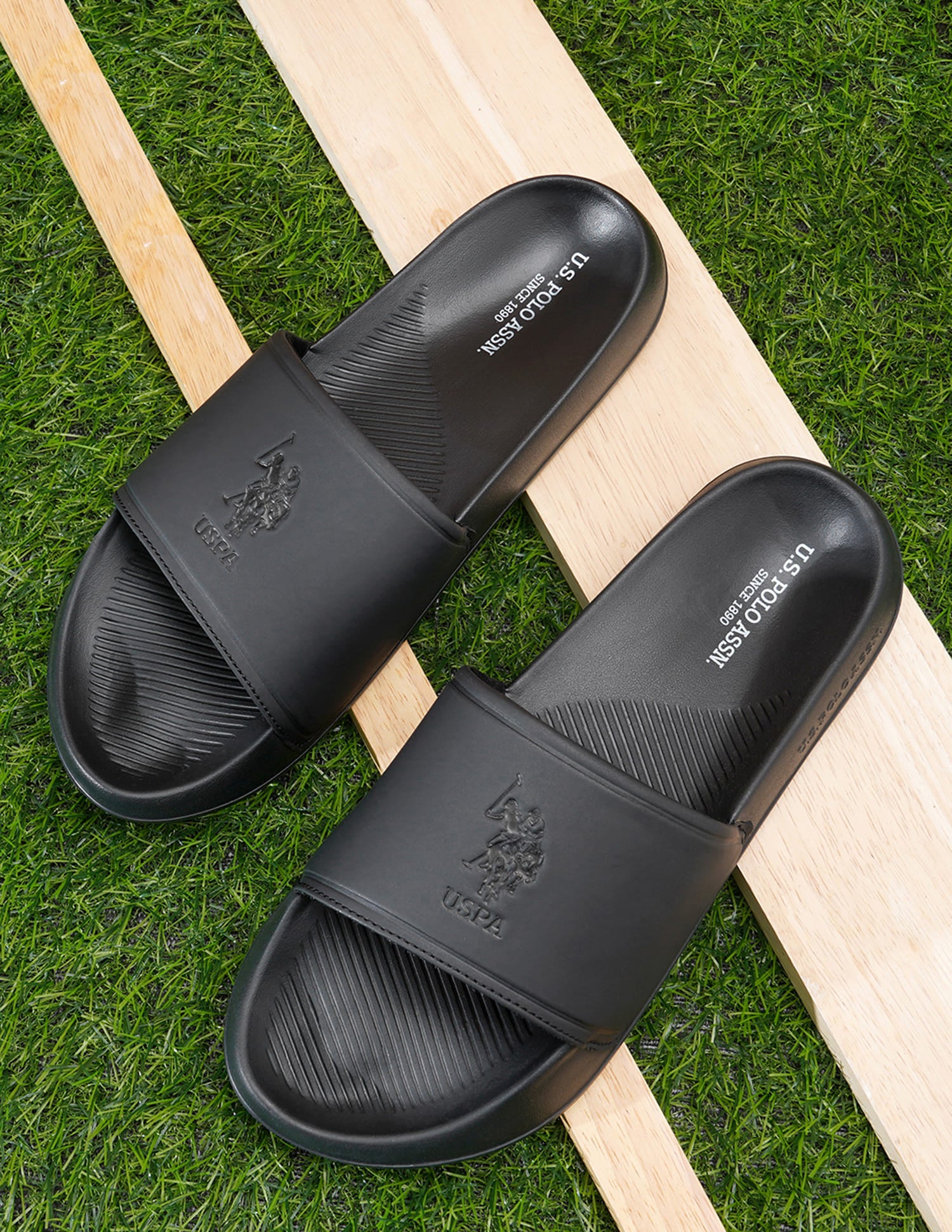 Men Debossed Monogram Specter 6.0 Slides Black - U.S. Polo Assn. India | Large