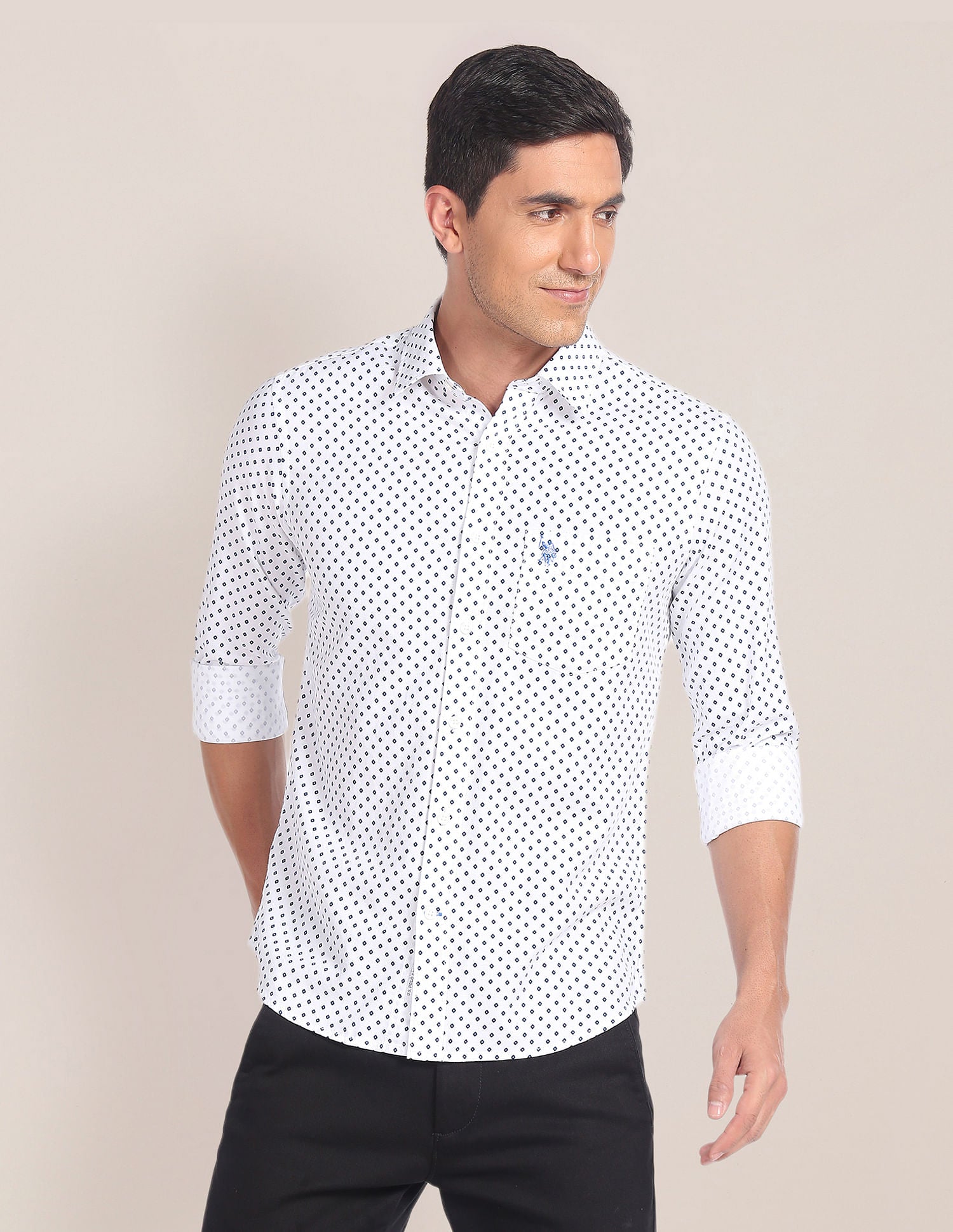 Cutaway Collar Motif Print Shirt