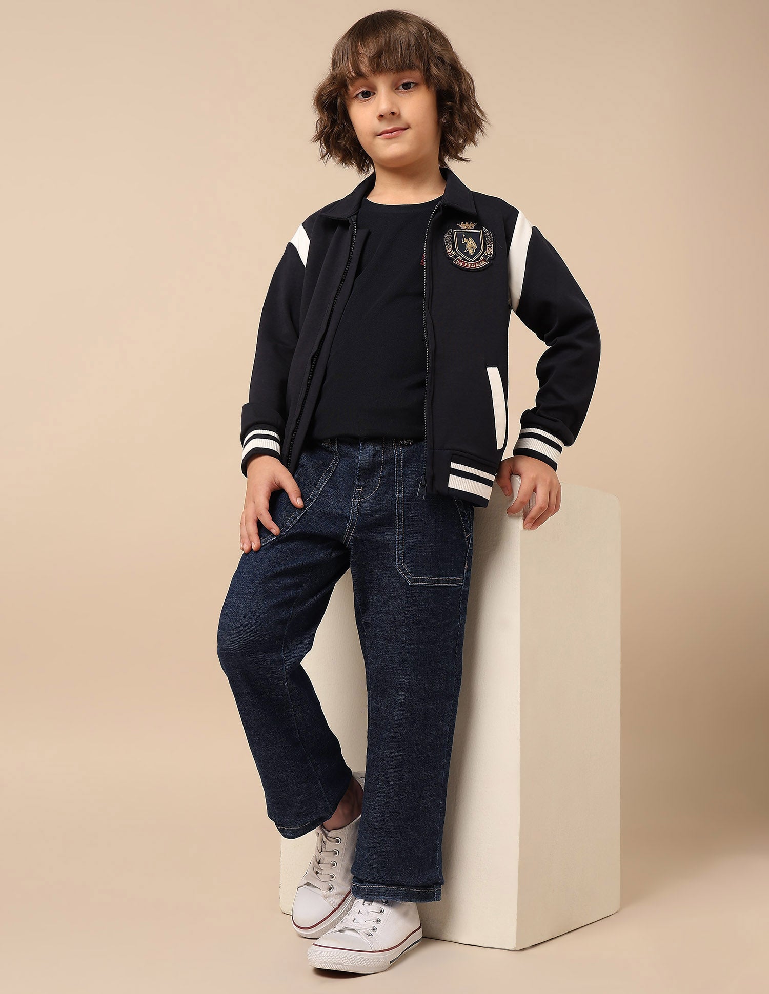 Boys Relaxed Fit Mid Rise Jeans
