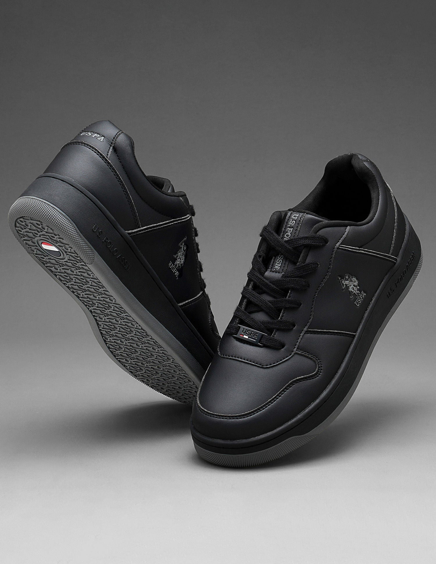 Men Jaxon Black Retro Court Sneakers