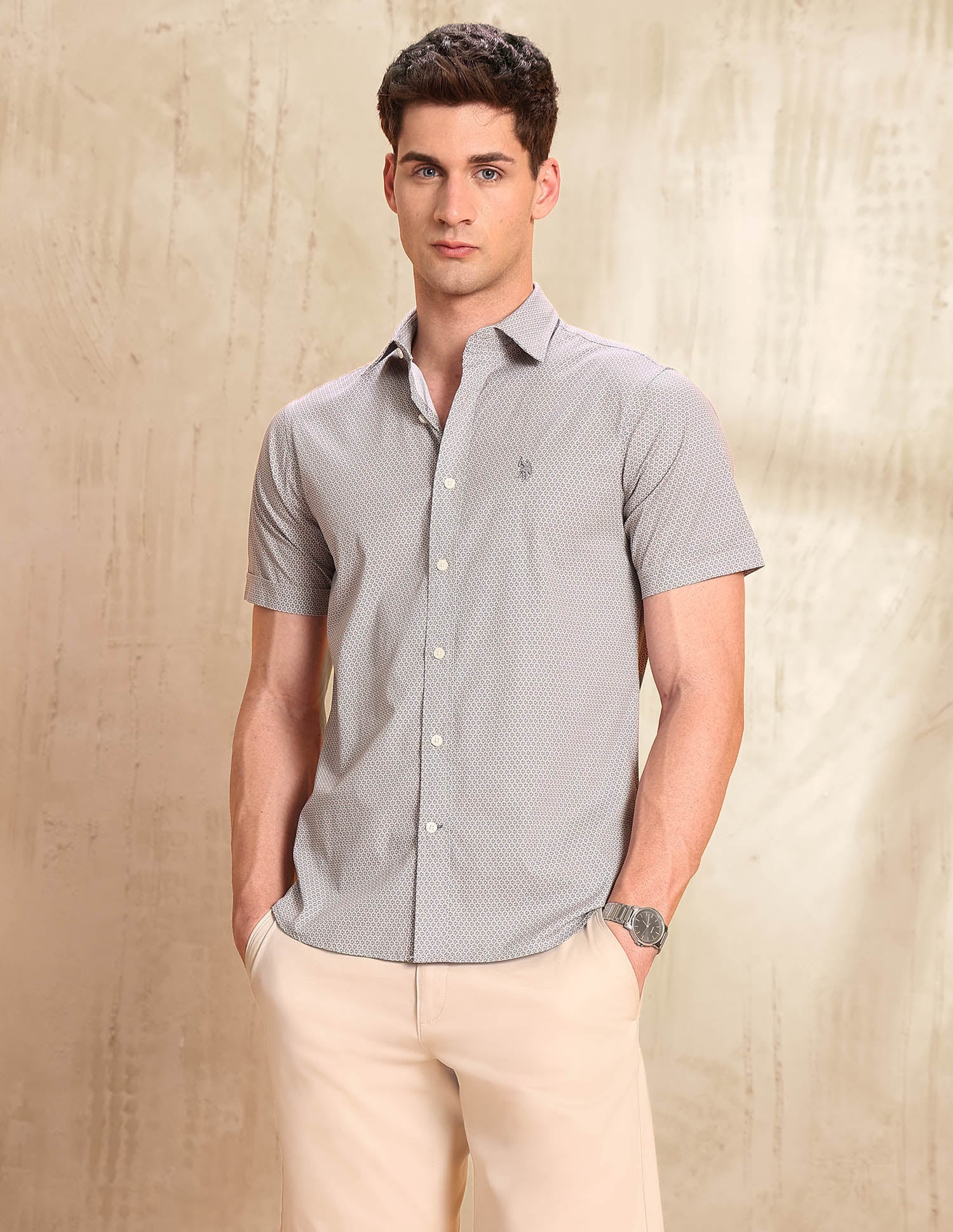 Floral Printed Tailored Fit Shirt