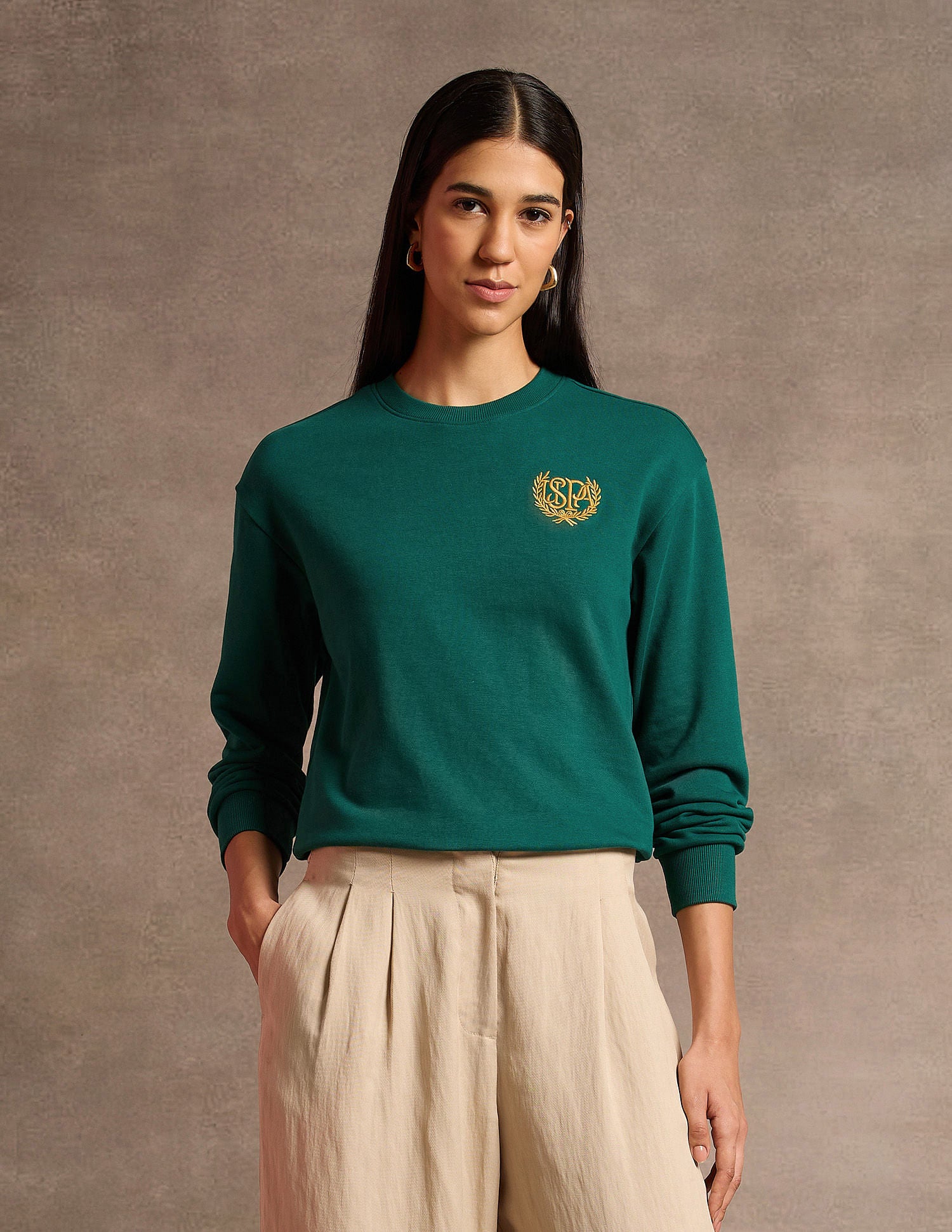 Crew Neck Logo Embroidered Sweatshirt