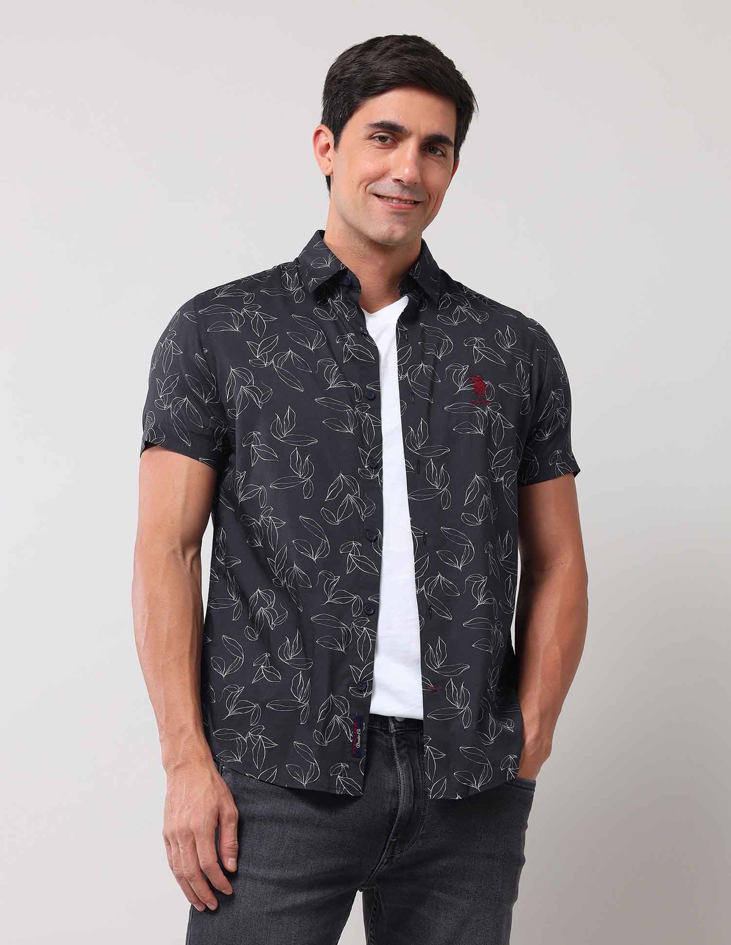 Manhattan Slim Fit All-Over Shirt