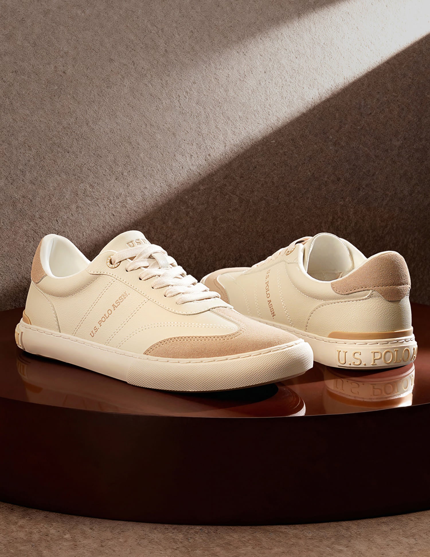 Men Colourblocked Gian 3.0 Sneakers Beige - U.S. Polo Assn. India | Large