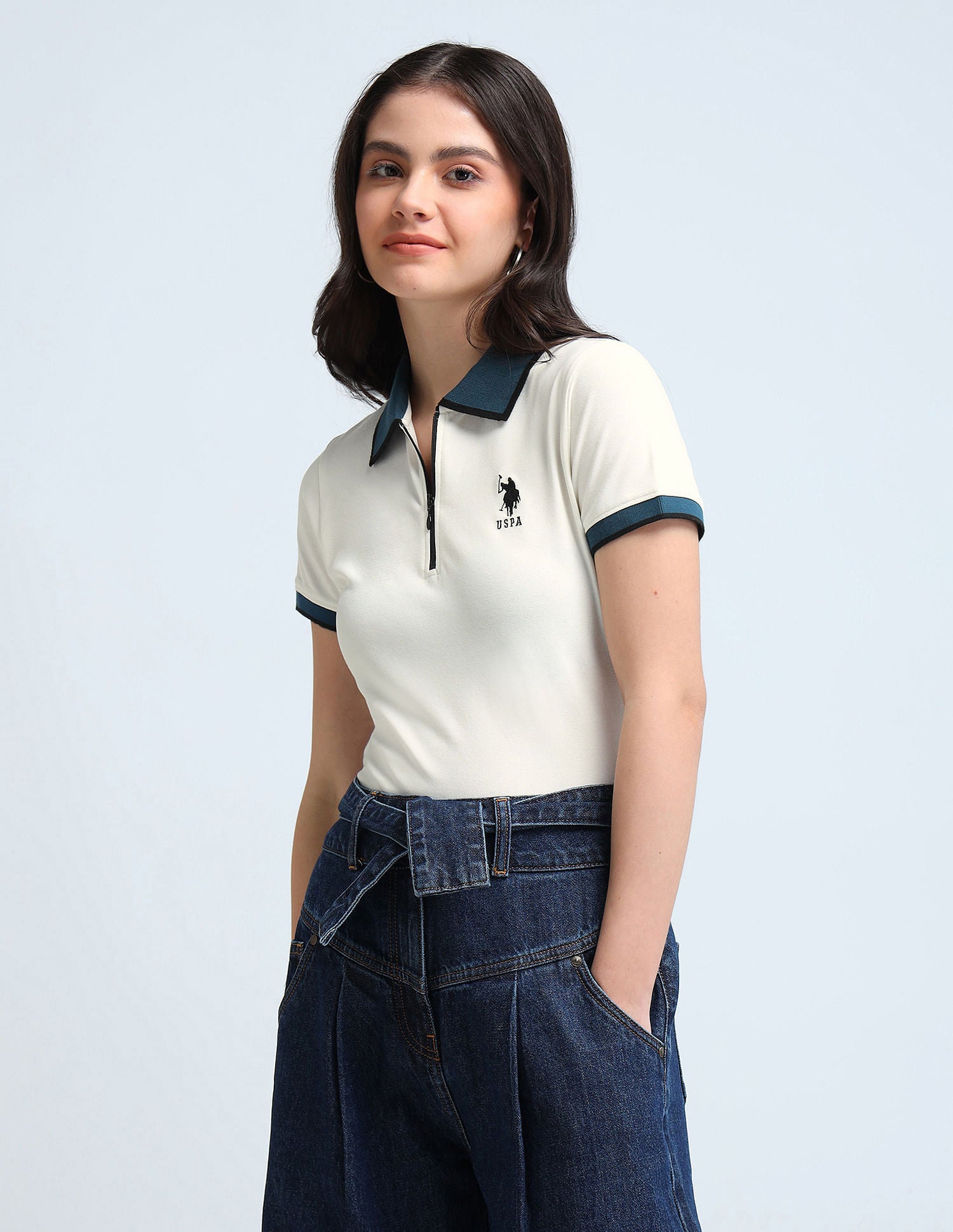 Contrast Collar Zipper Polo Shirt