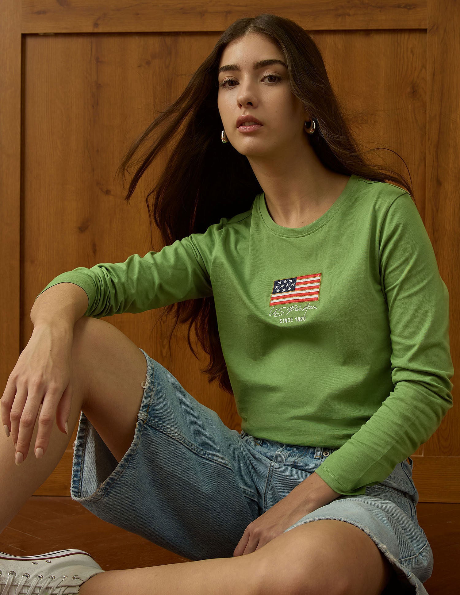 Crew Neck Full Sleeves Tshirt With Flag Embroidery