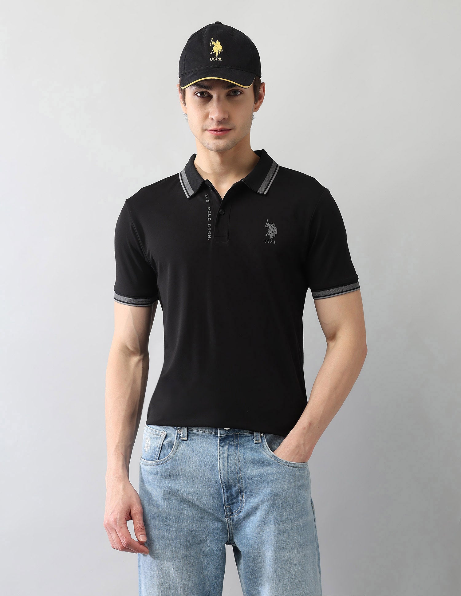 Solid Pure Cotton Black Label Polo Shirt Black - U.S. Polo Assn. India | Large