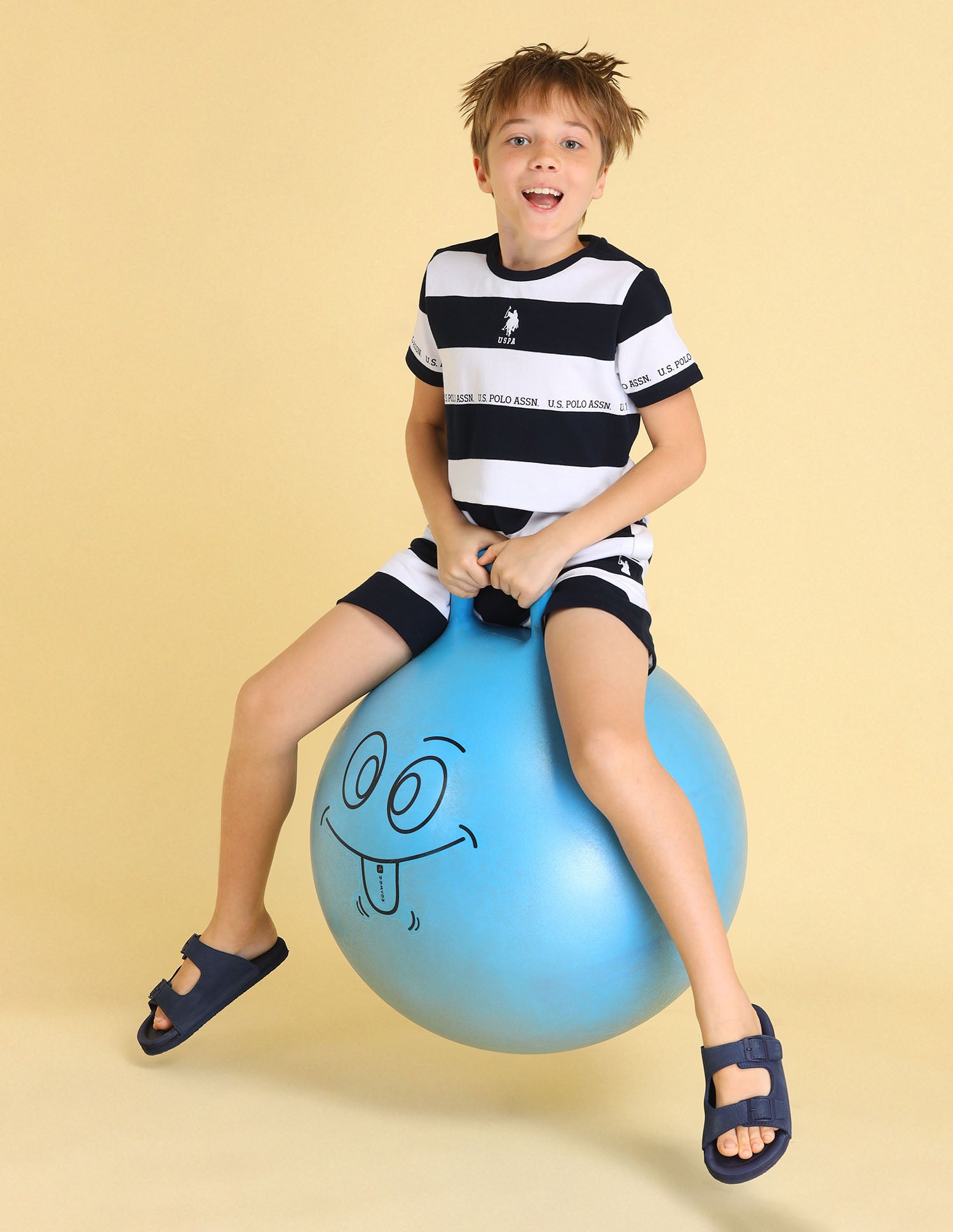 UKTSH1599 NAVY Boys T-Shirt