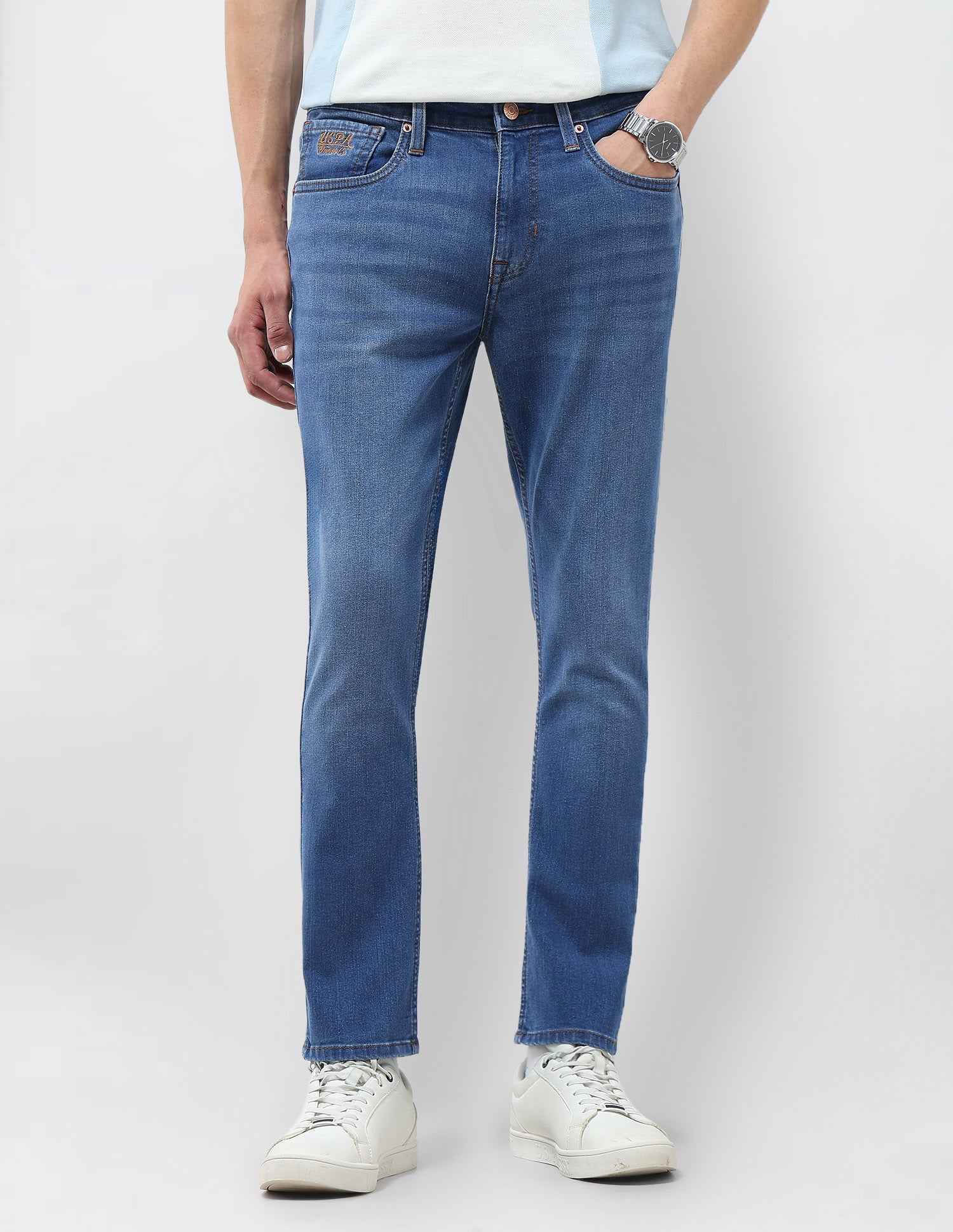 Henry Tapered Fit Blue Jeans