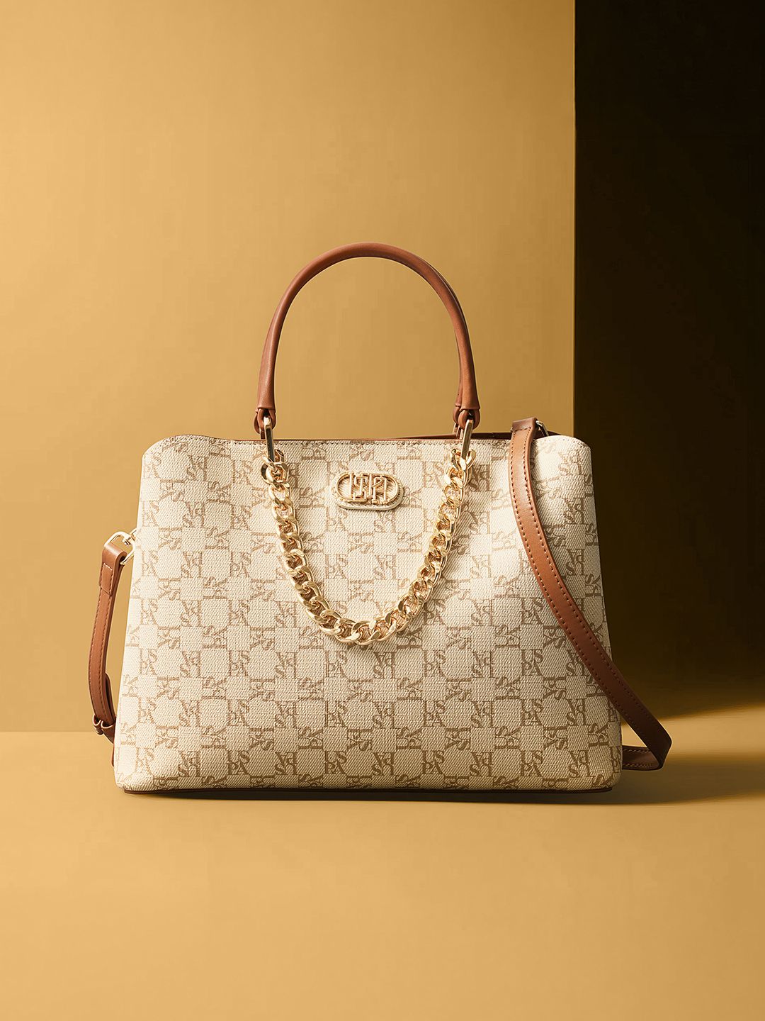 Zoe Monogram Hangbag Off White - U.S. Polo Assn. India | Large