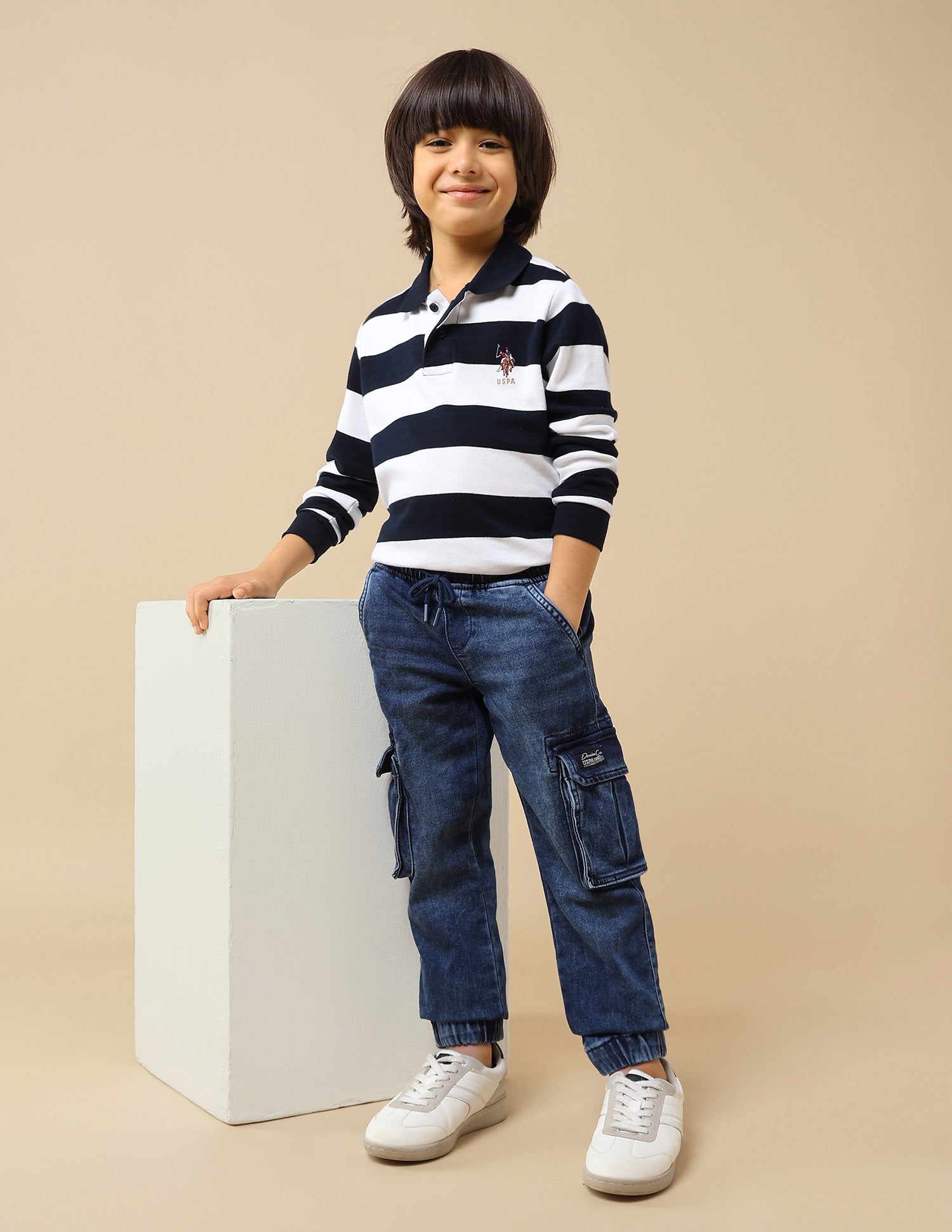 Boys Relaxed Fit Cargo Jeans