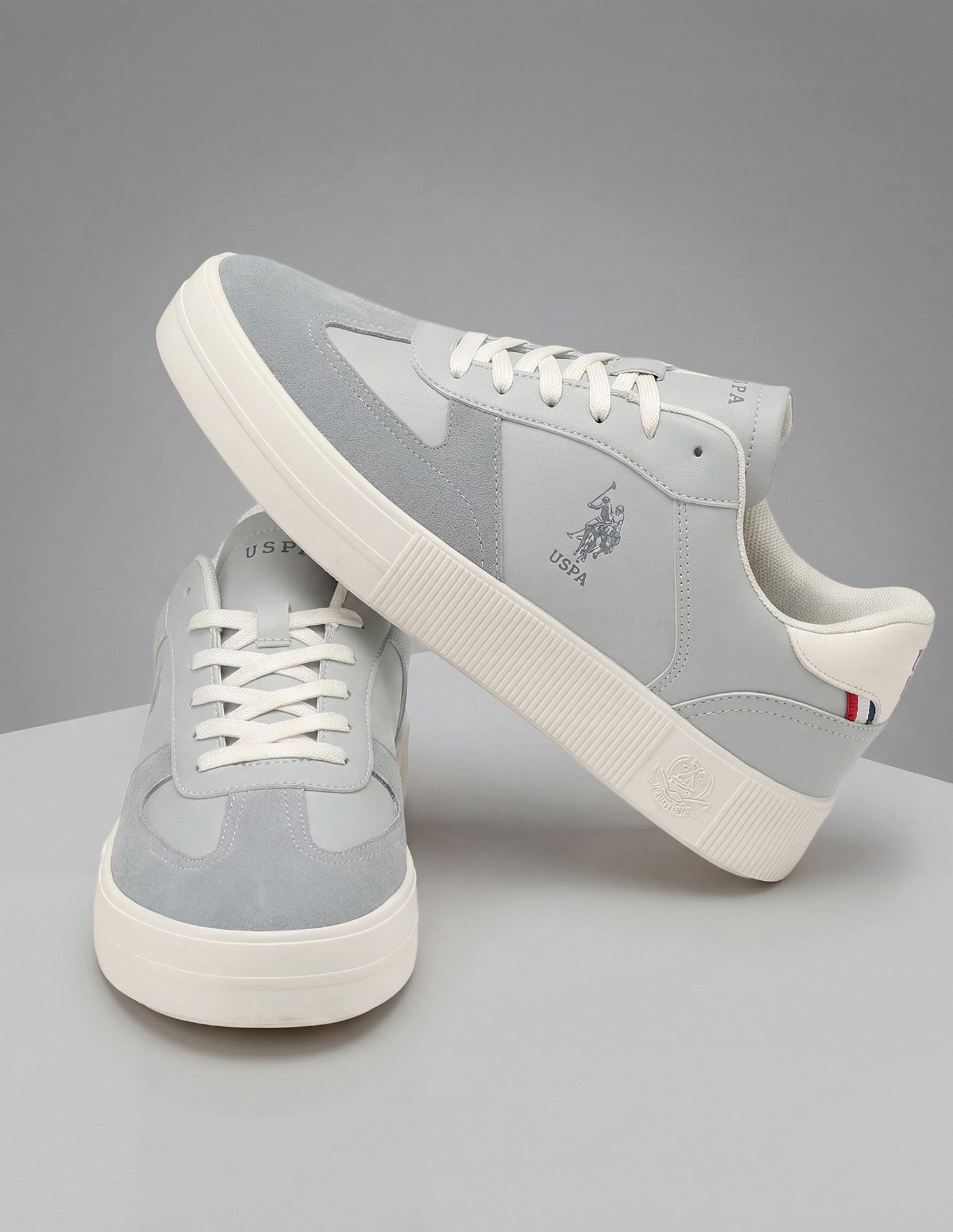 Men Colour Blocked Palfrey Sneakers