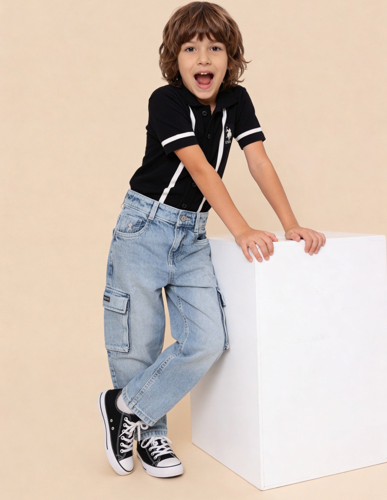 Stone Washed Baggy Fit Cargo Jeans