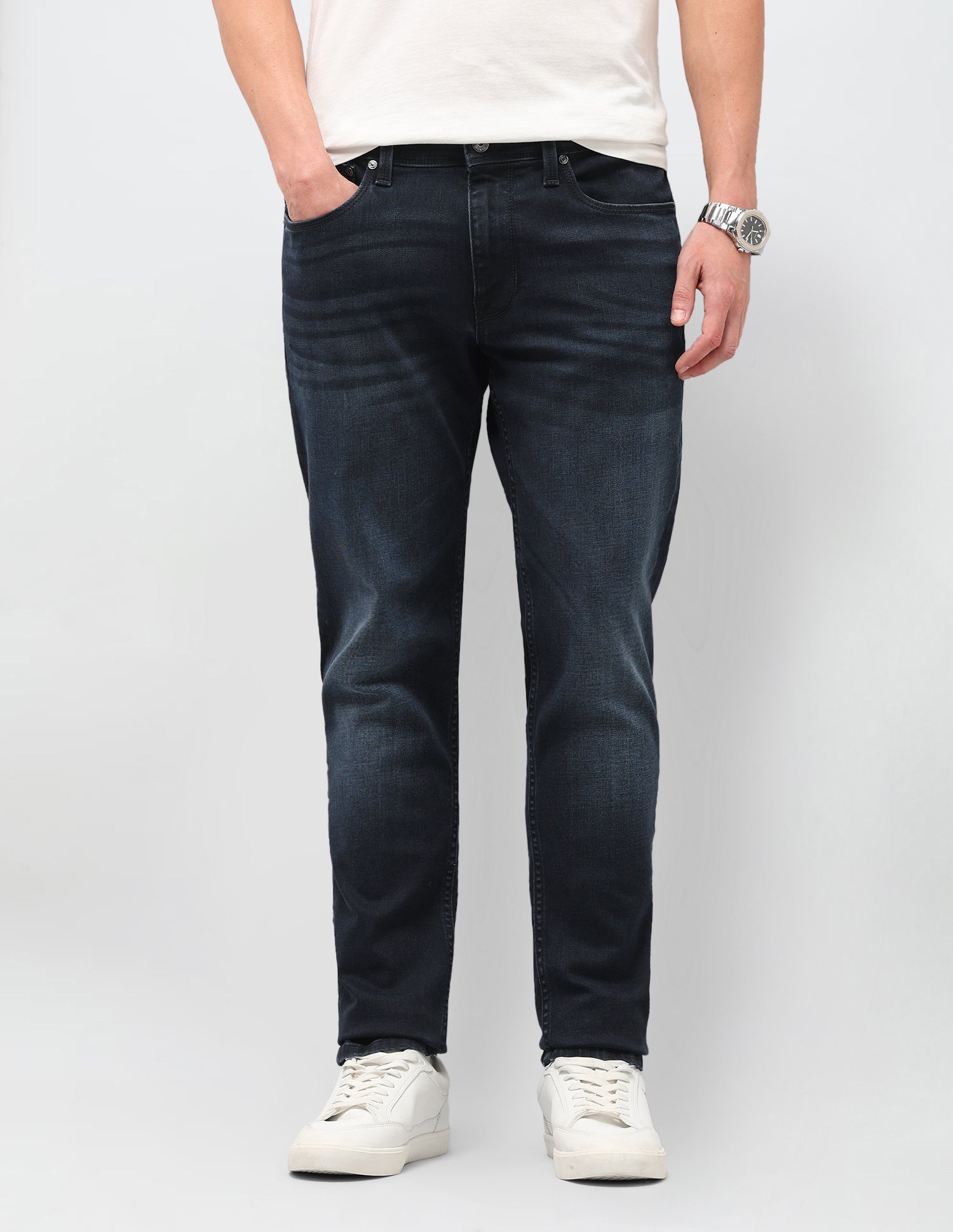 Brandon Slim-Tapered Fit Blue Jeans