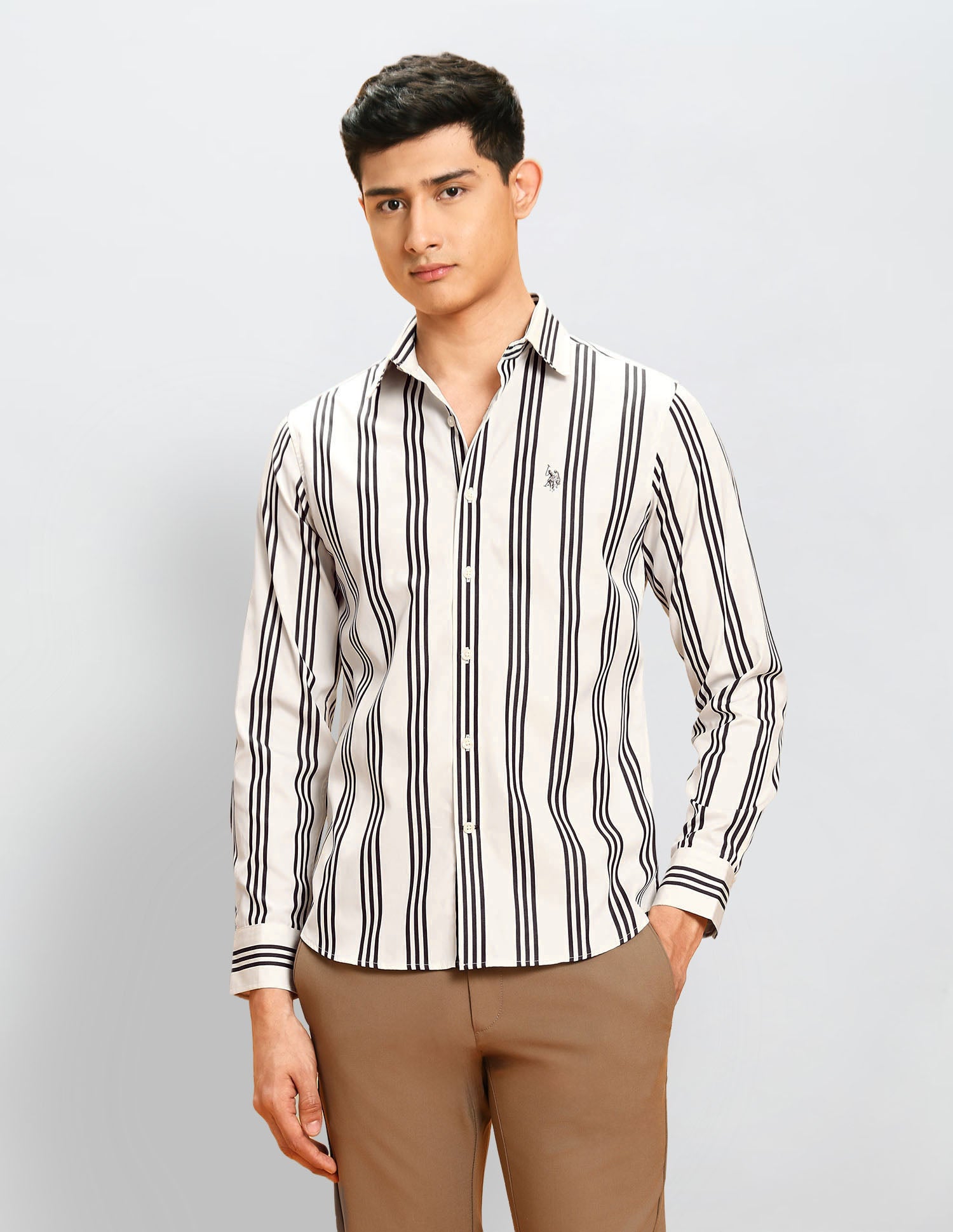 Vertical Striped Tailored Fit Shirt