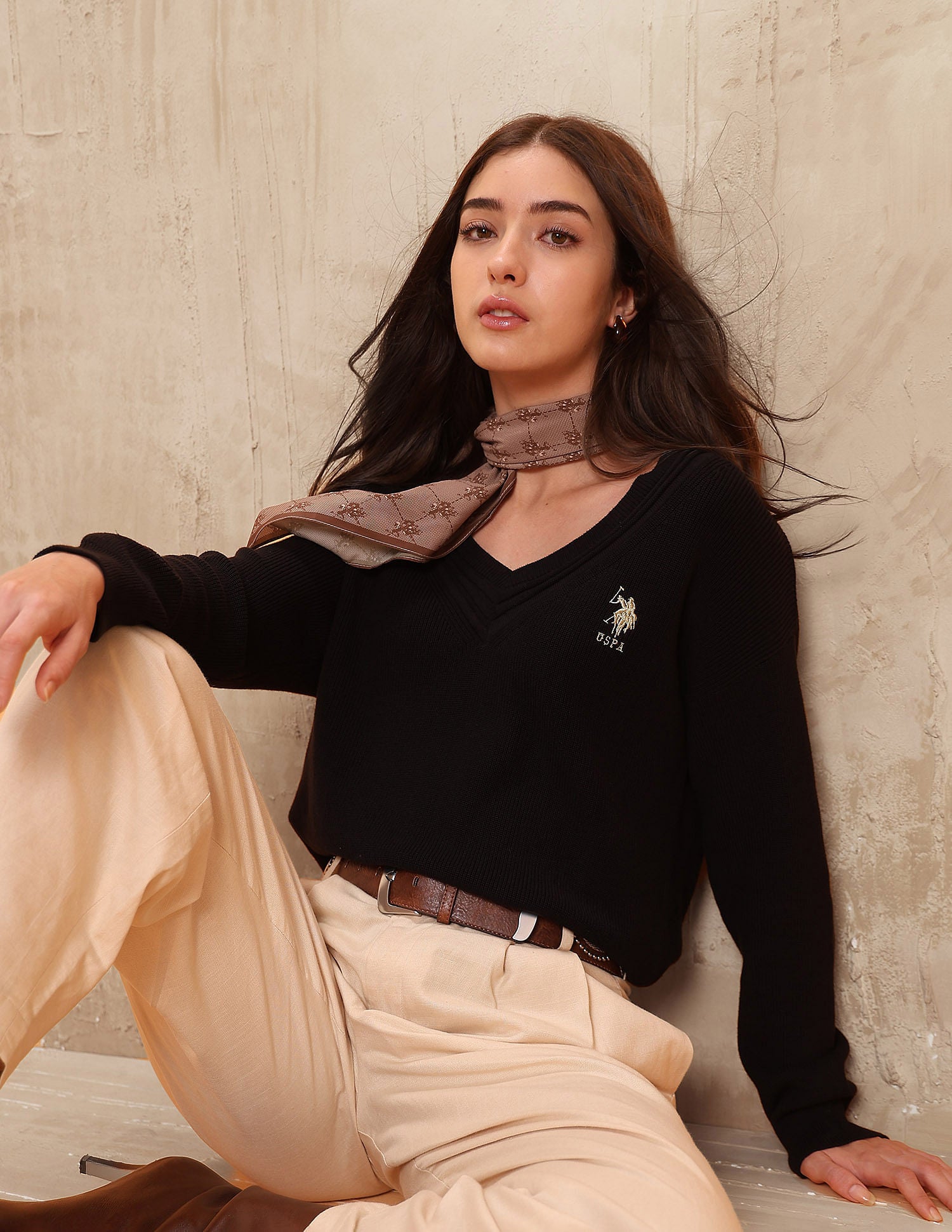 Relaxed Fit Solid Sweater