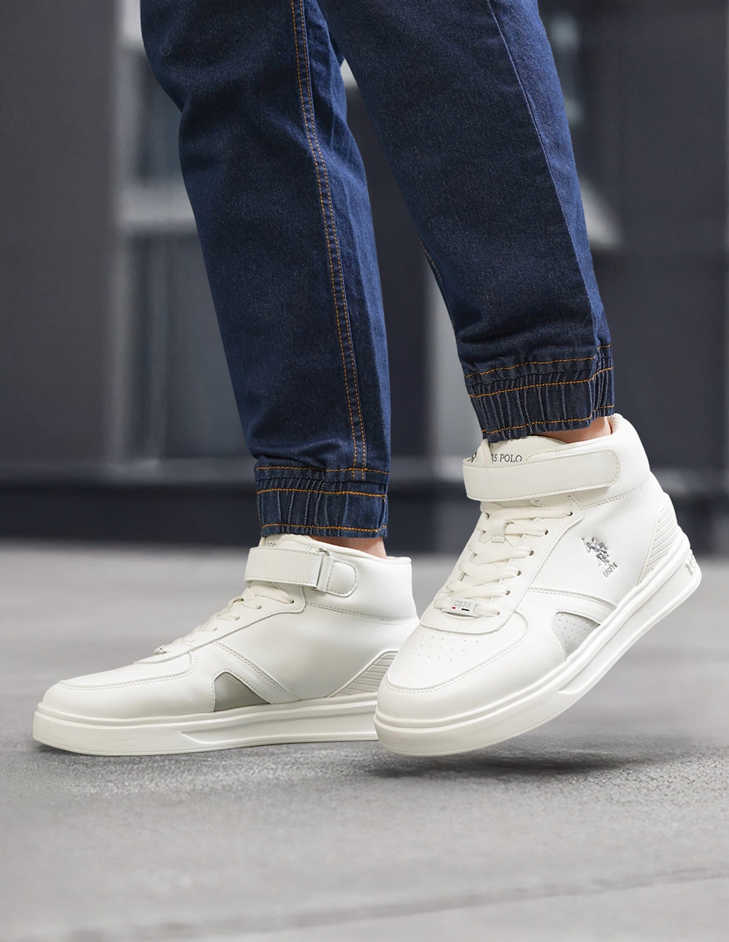 Men Velino Solid Sneakers White - U.S. Polo Assn. India | Large