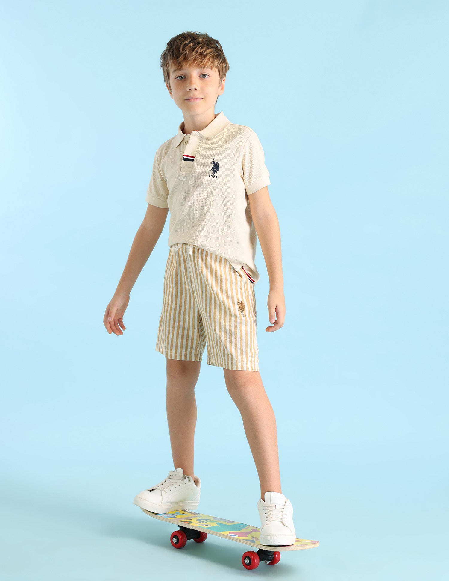 Boys Vertical Striped Regular Fit Shorts