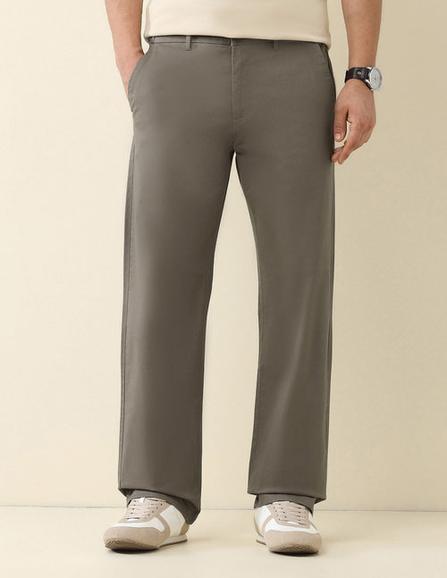 Chinos