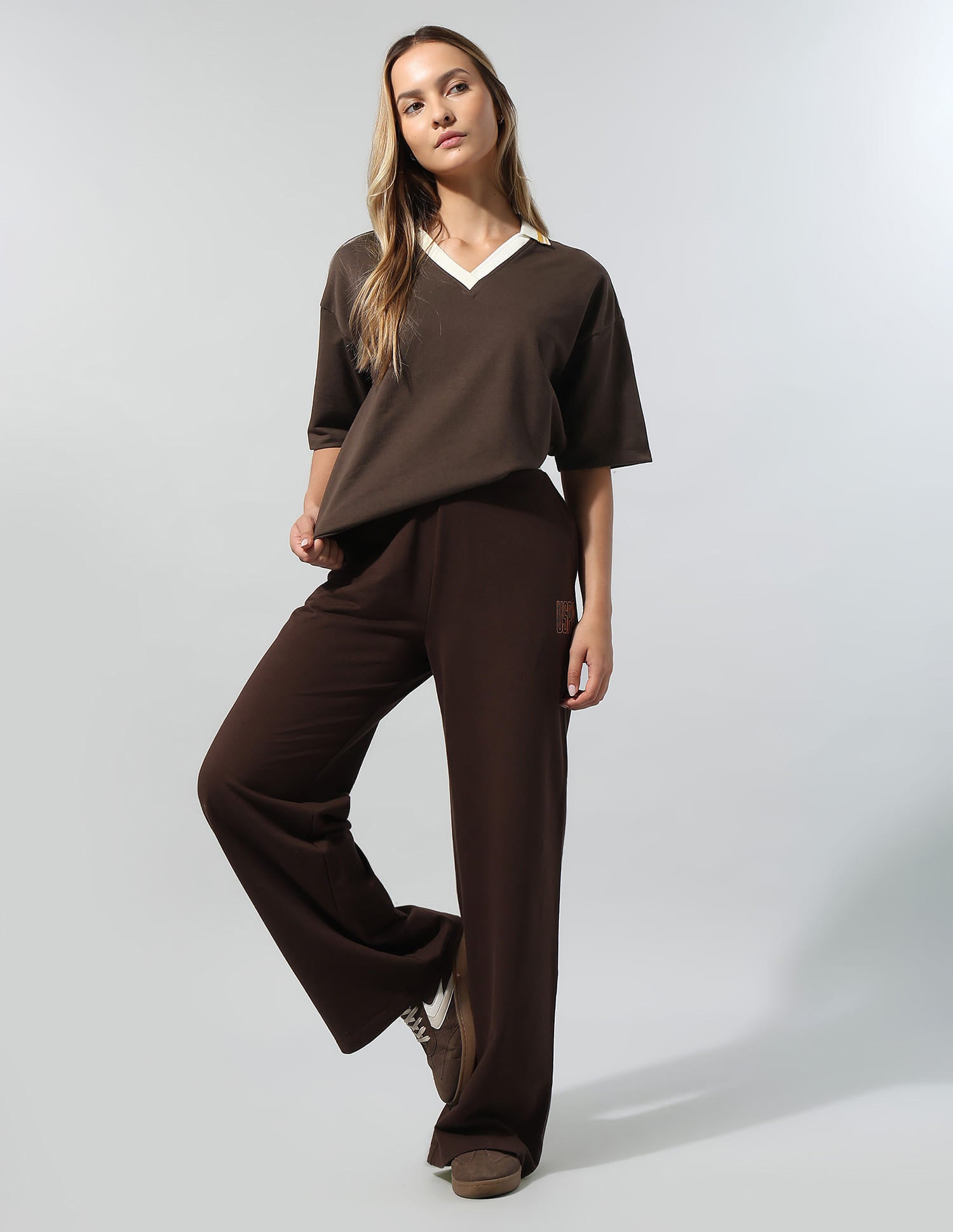 Polo Collar T-Shirt With Wide Leg Pants