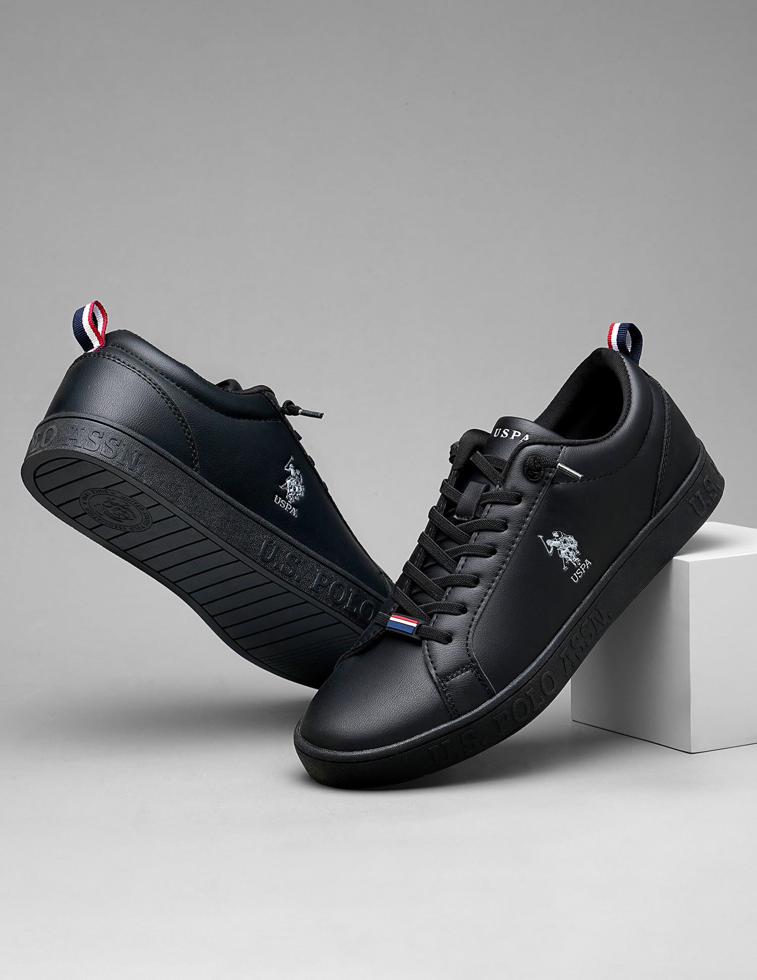 Men Solid Lace Up Dorit Sneakers Black - U.S. Polo Assn. India | Large