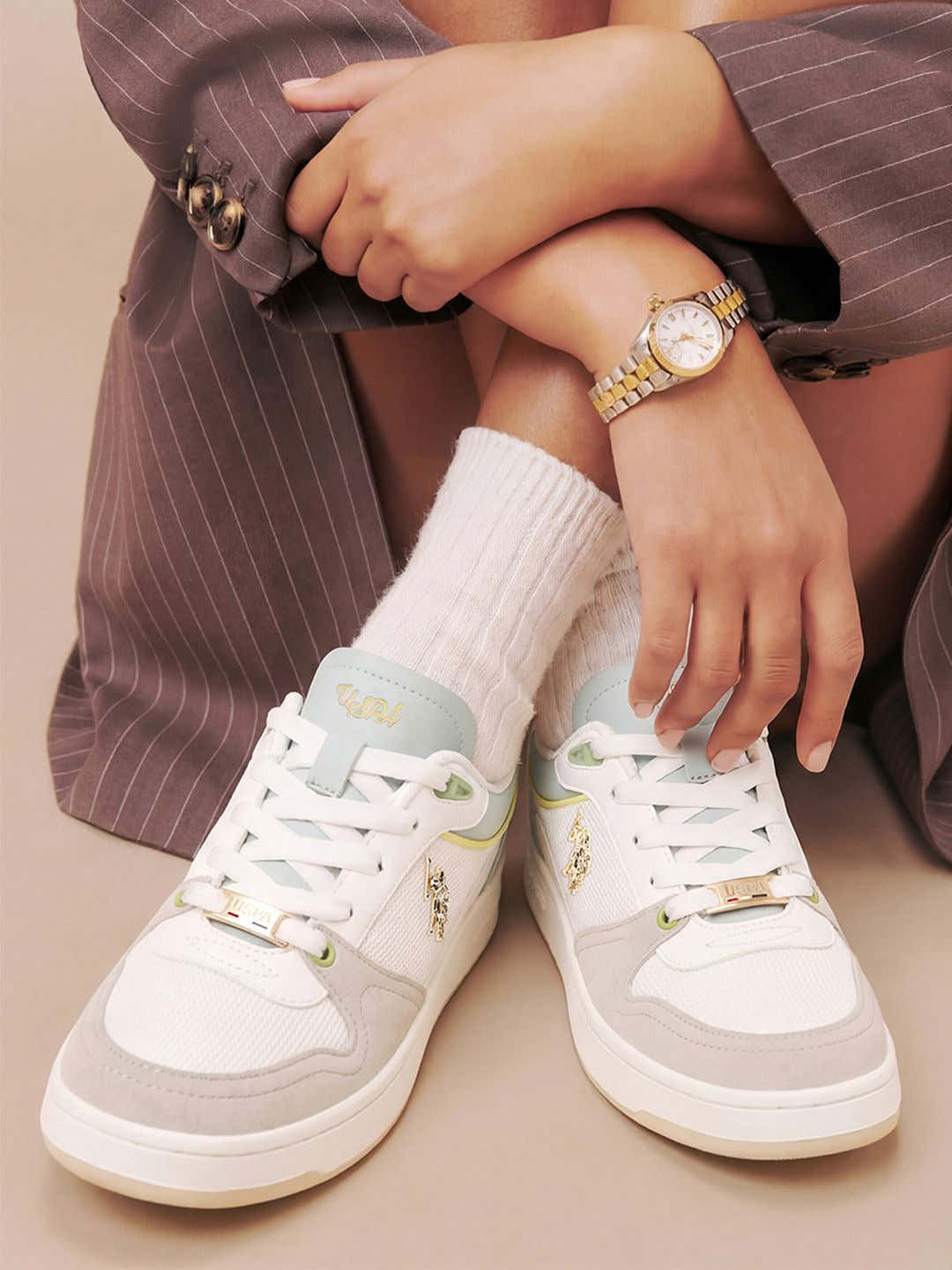 Della Off White Textured Sneakers Shoes