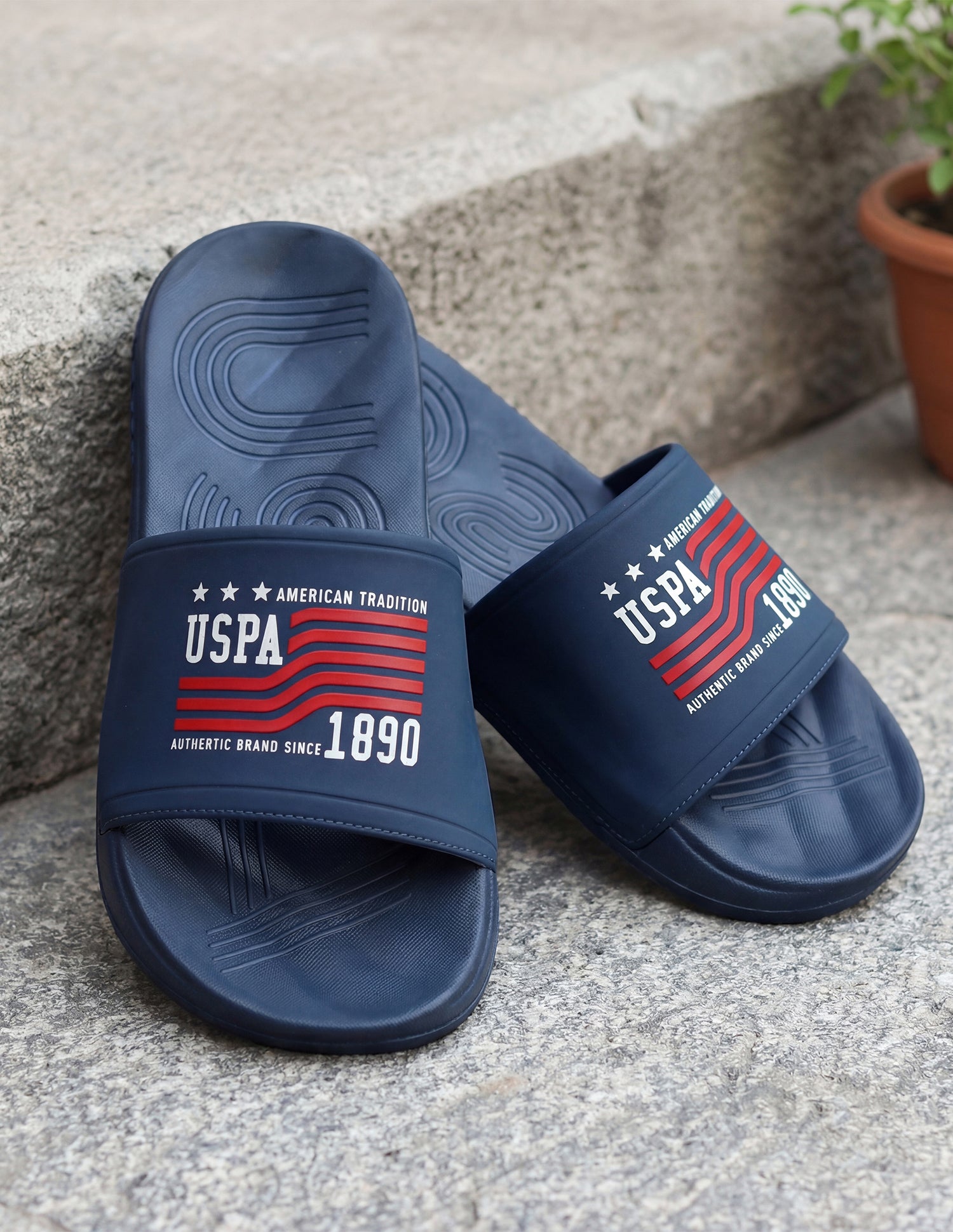 Men Axer Open Toe Slippers