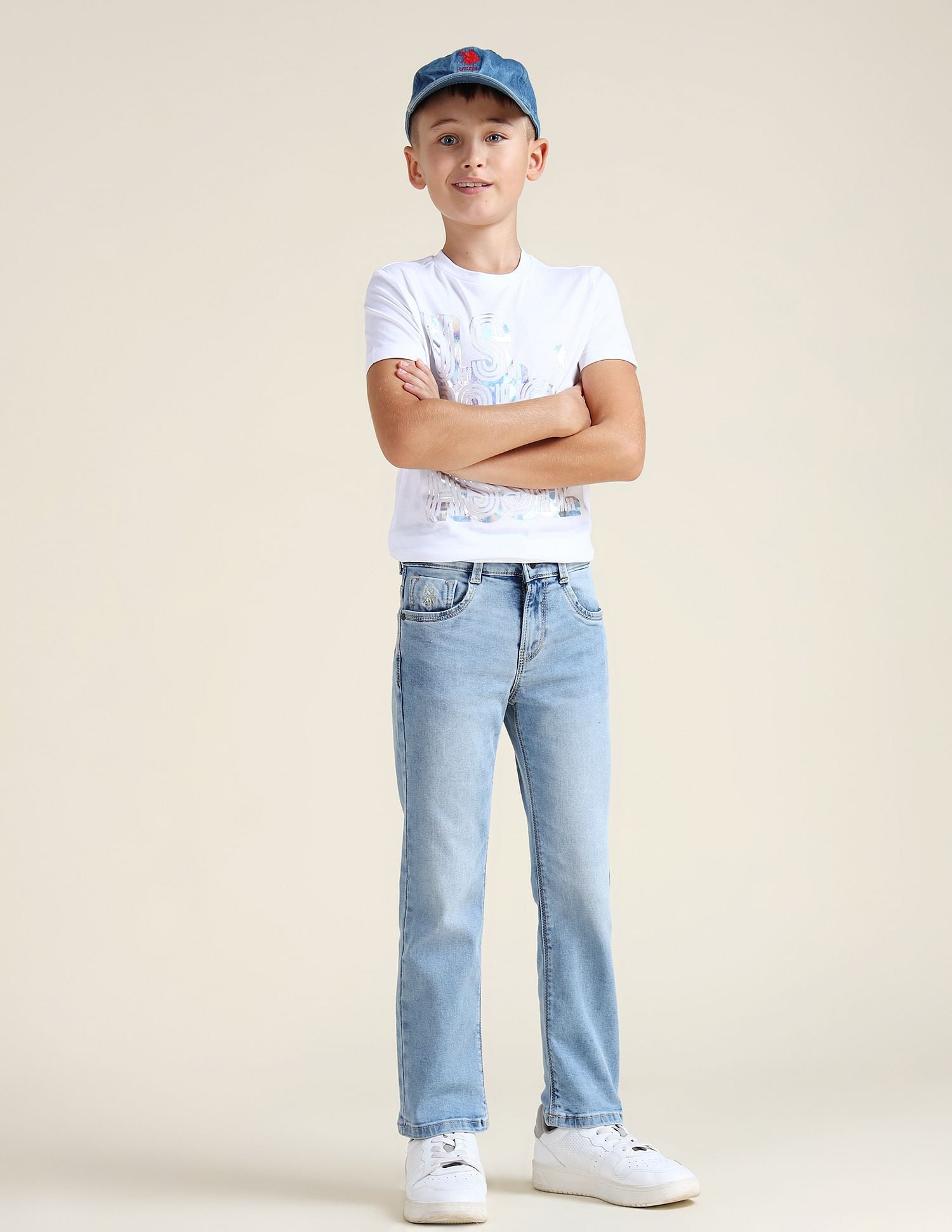 Boys Relaxed Fit Mid Rise Jeans