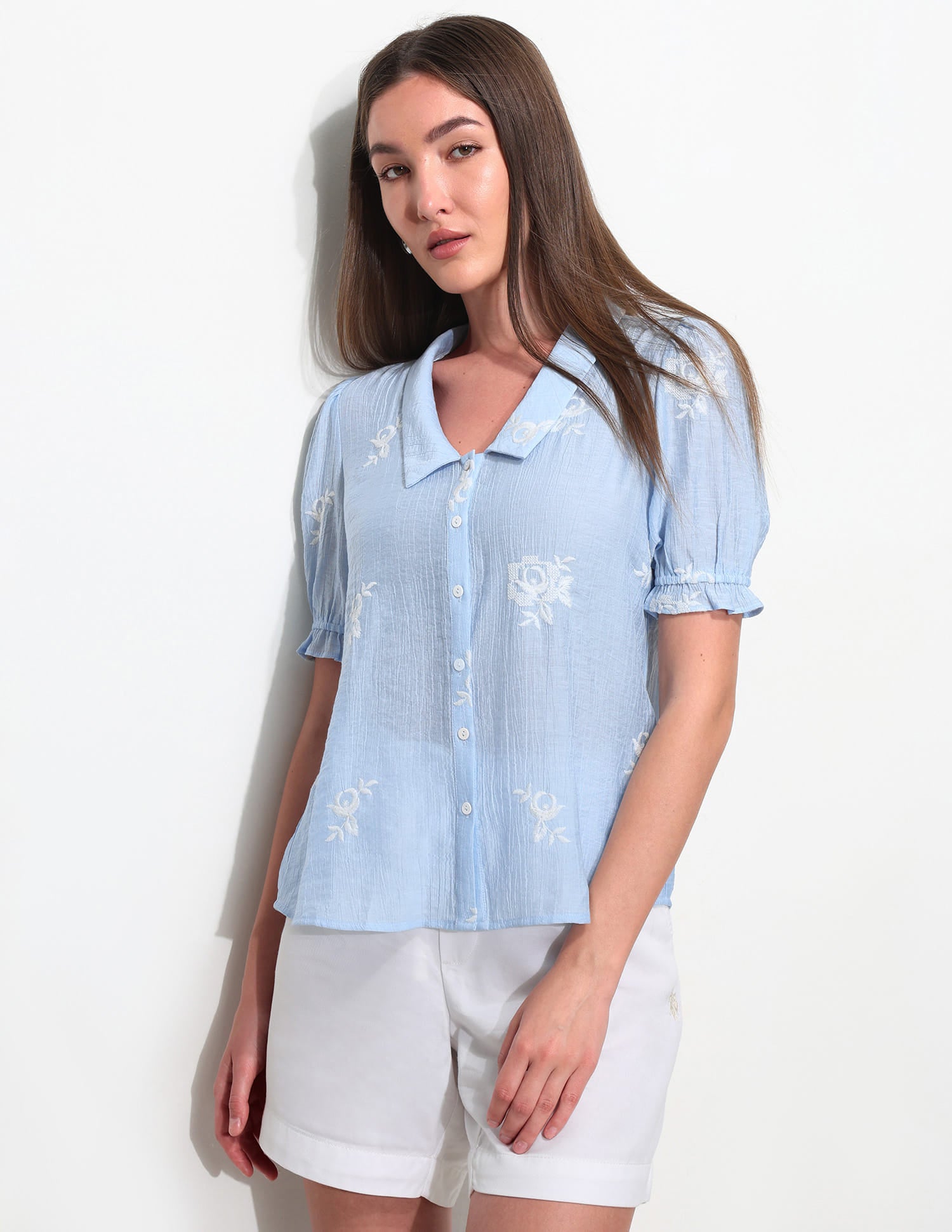 Flat Collar Floral Embroidered Top