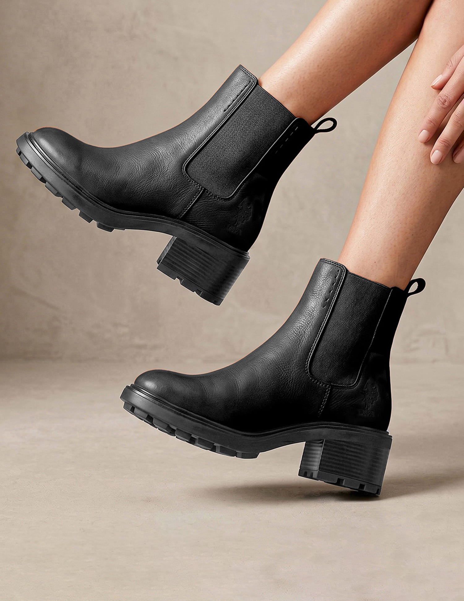 Mynta Leather Chelsea Boots Black - U.S. Polo Assn. India | Large