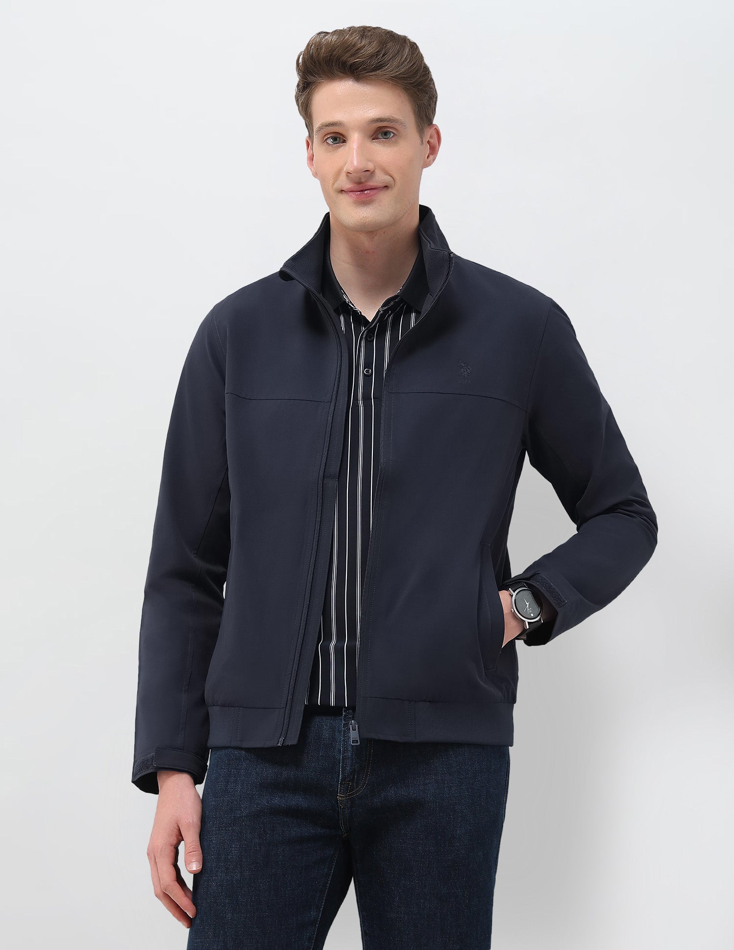 Regular Fit Solid Casual Jacket