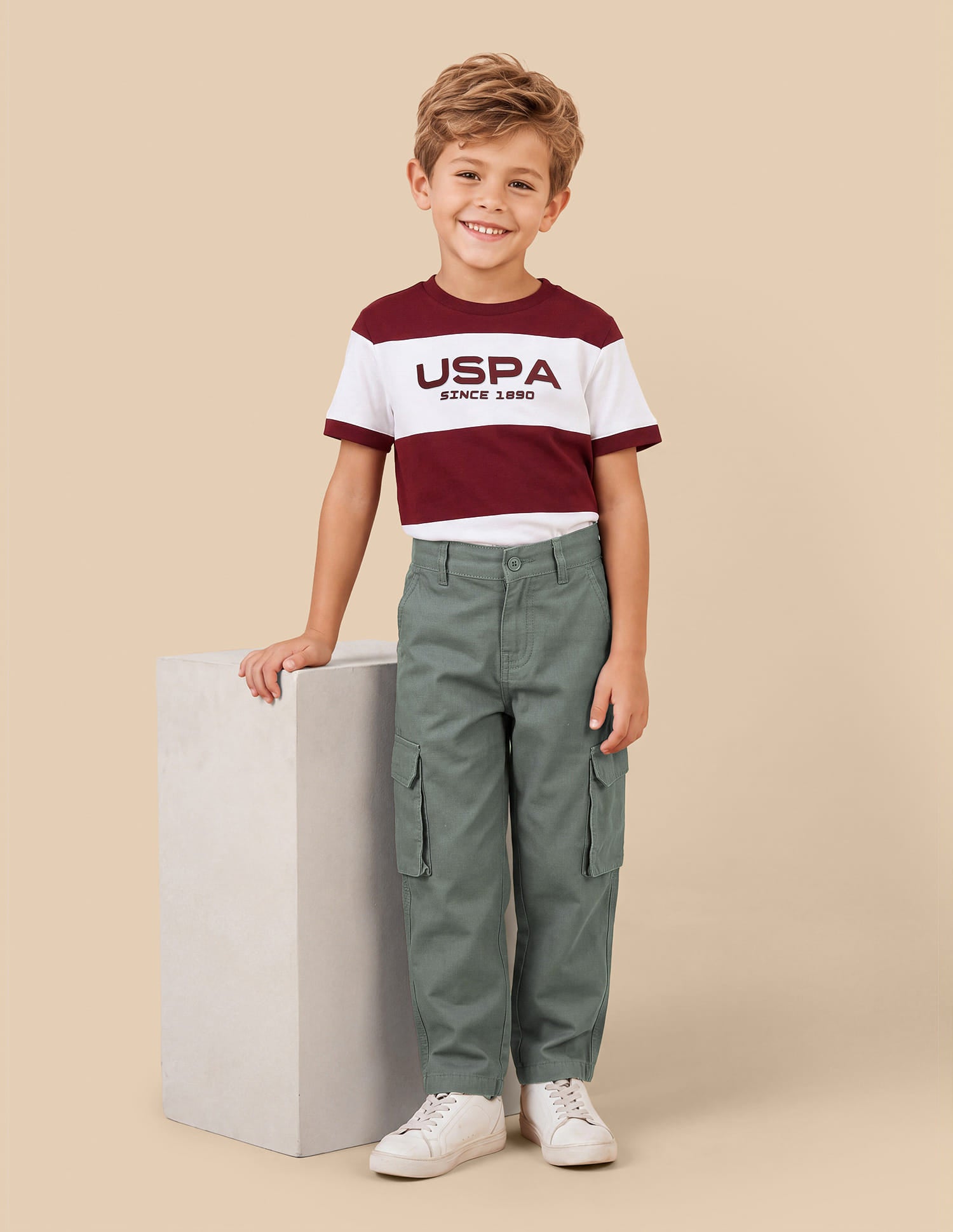 Solid Relaxed Fit Trousers Green - U.S. Polo Assn. India | Large