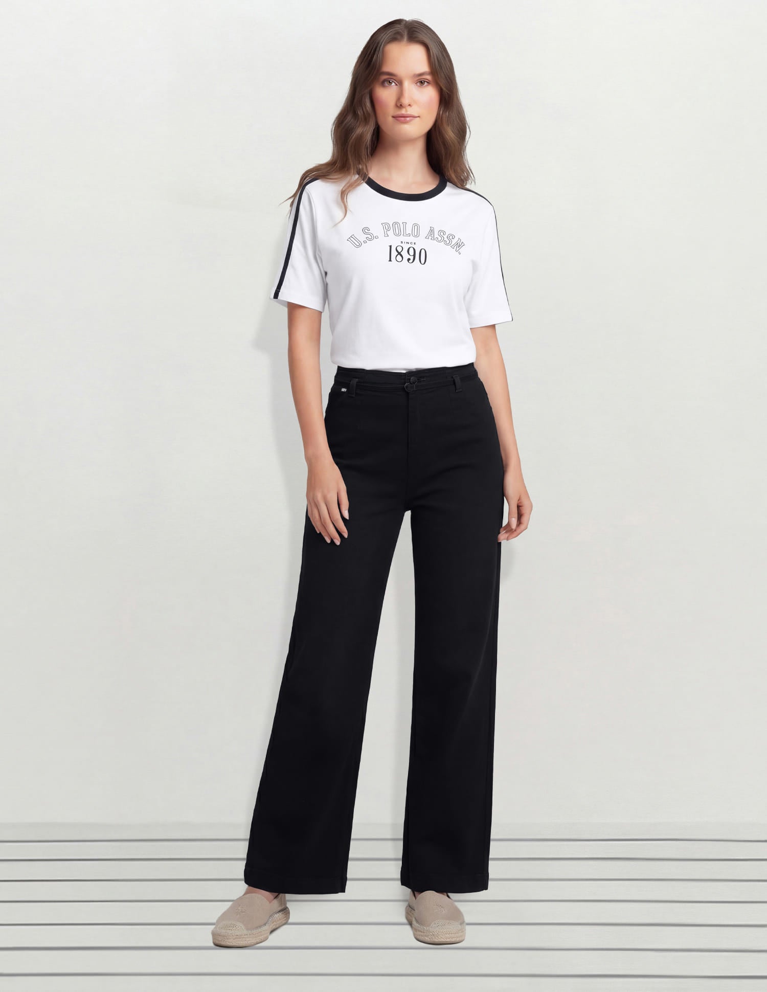 High Rise Wide Leg Fit Jeans