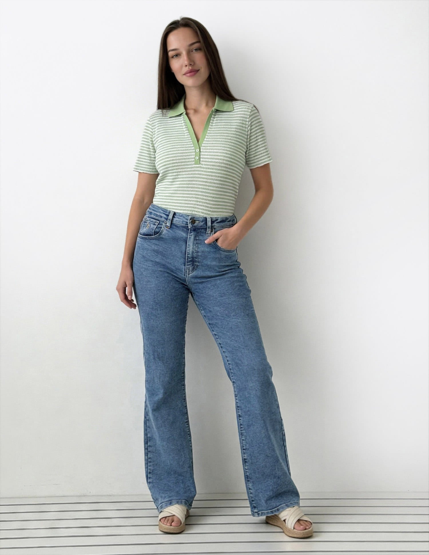 High Rise Flared Fit Jeans