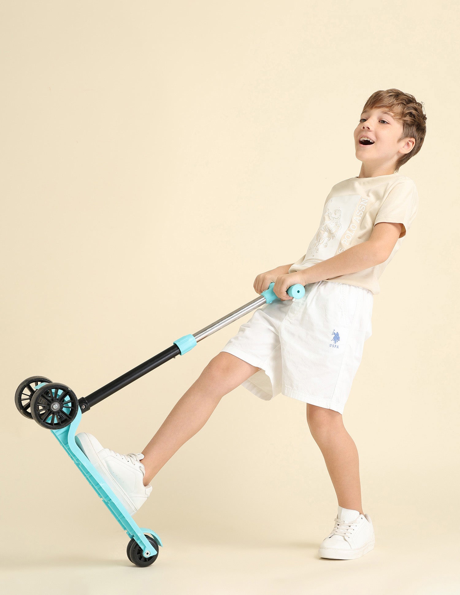 Boys Solid Regular Fit Bermuda Shorts