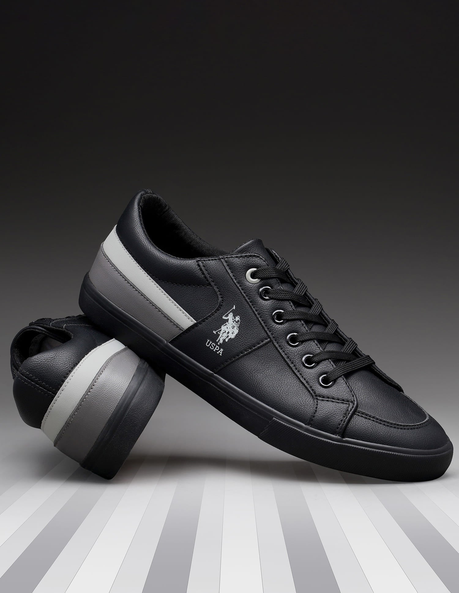 Men Clarkin 5.0 Colourblocked Sneakers Black - U.S. Polo Assn. India | Large