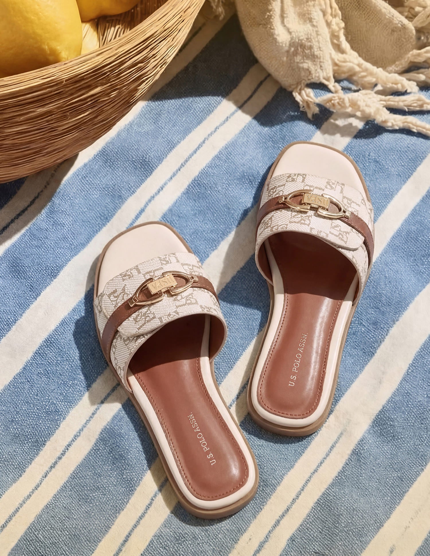 Monogram Leandre Sandals Off White - U.S. Polo Assn. India | Large