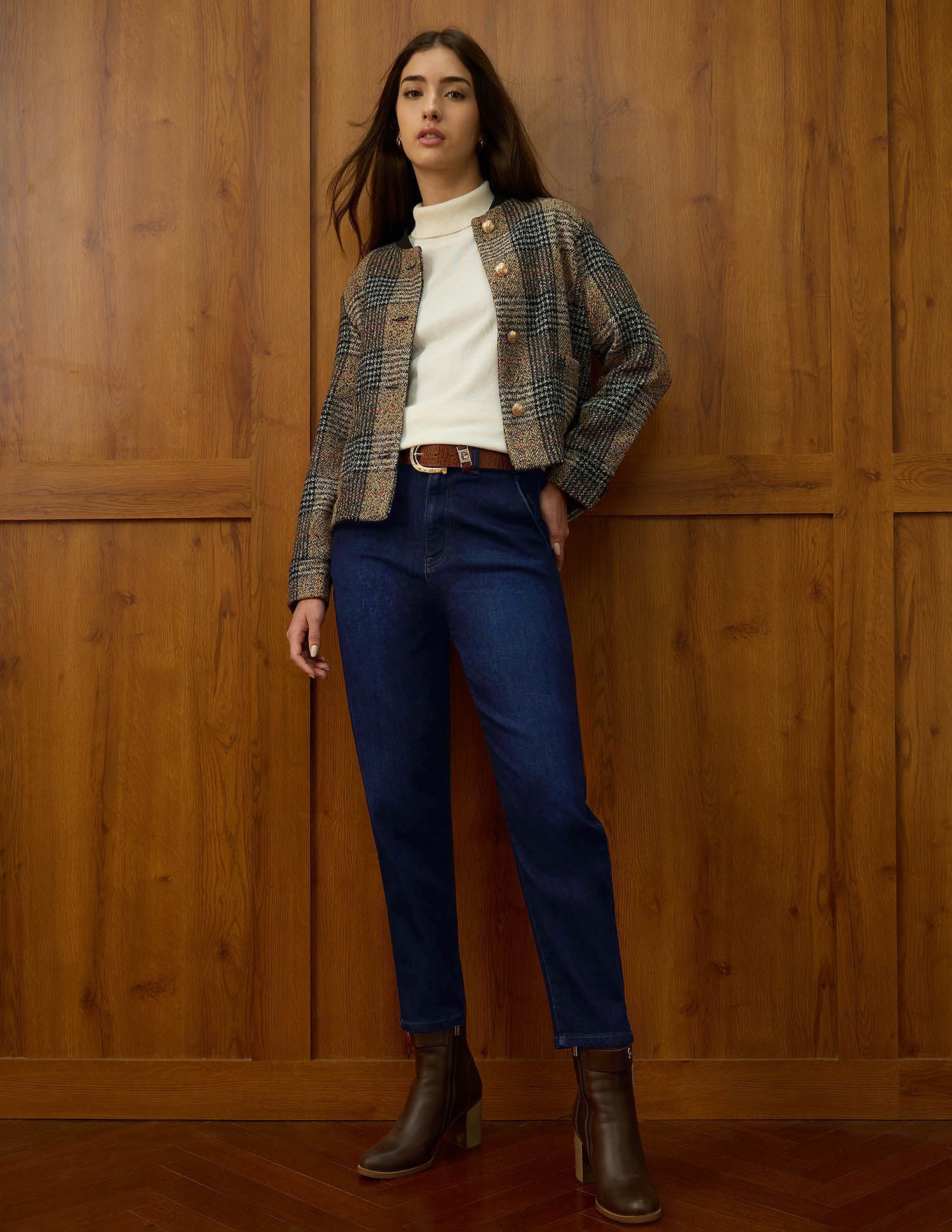 High Rise Carrot Fit Jeans